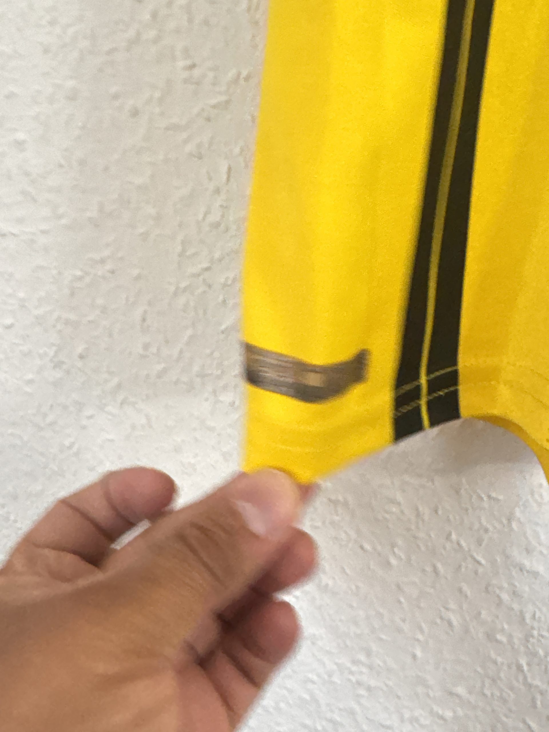 Puma Yellow & Black Borussia Dortmund Football Shirt XL 1355 image 8