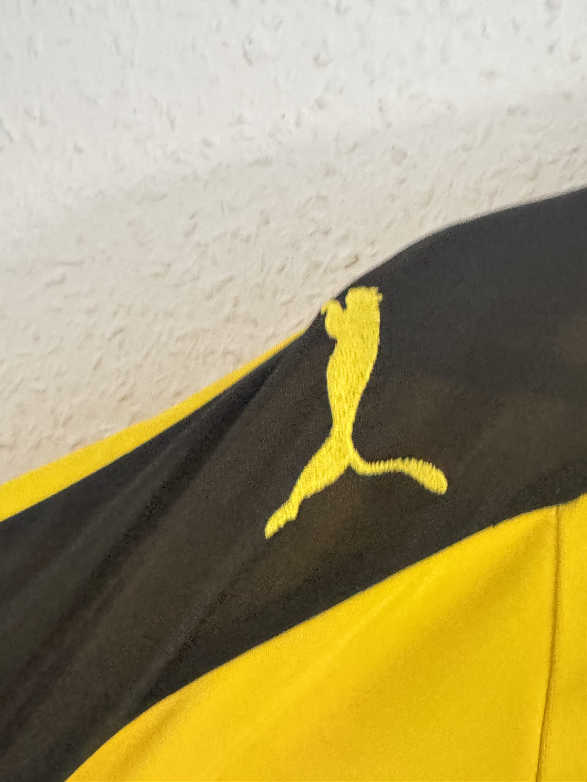 Puma Yellow & Black Borussia Dortmund Football Shirt XL 1355 image 9