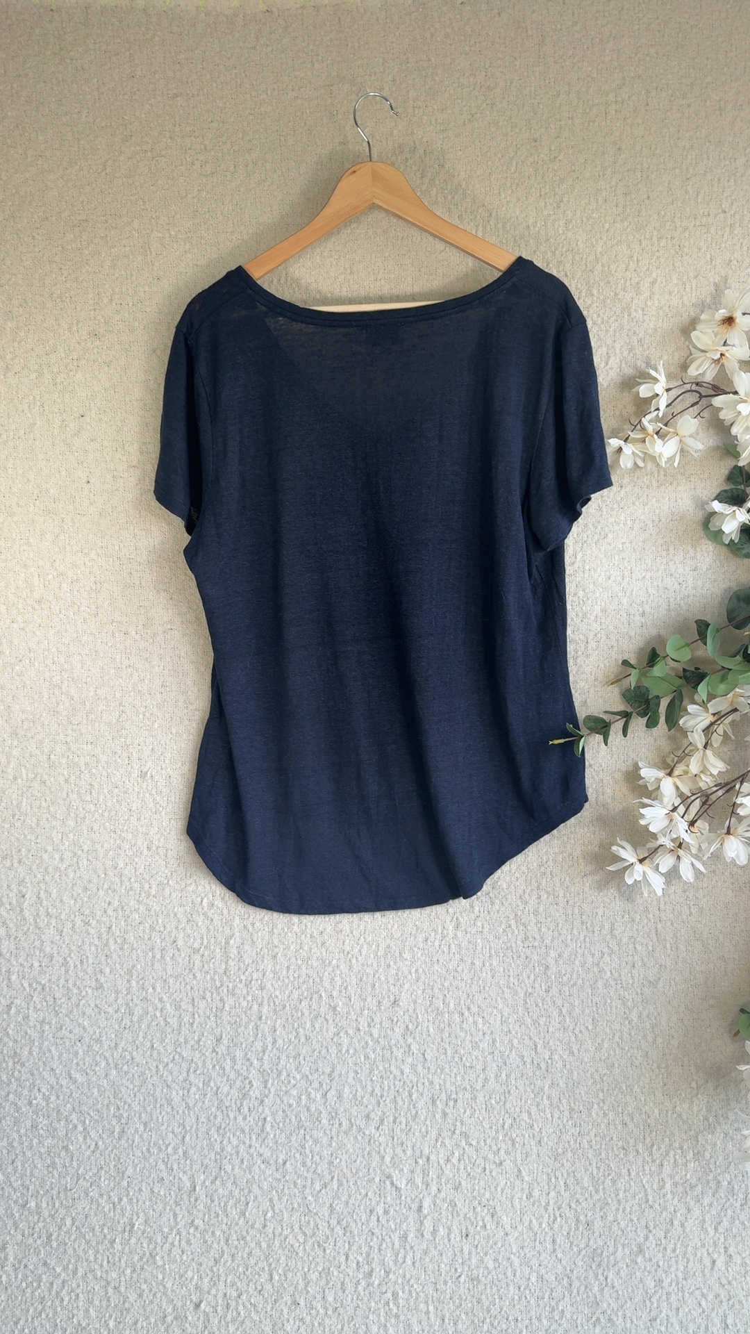 Witchery Navy Linen V-Neck T-Shirt XL Light Summer Top Classic Style