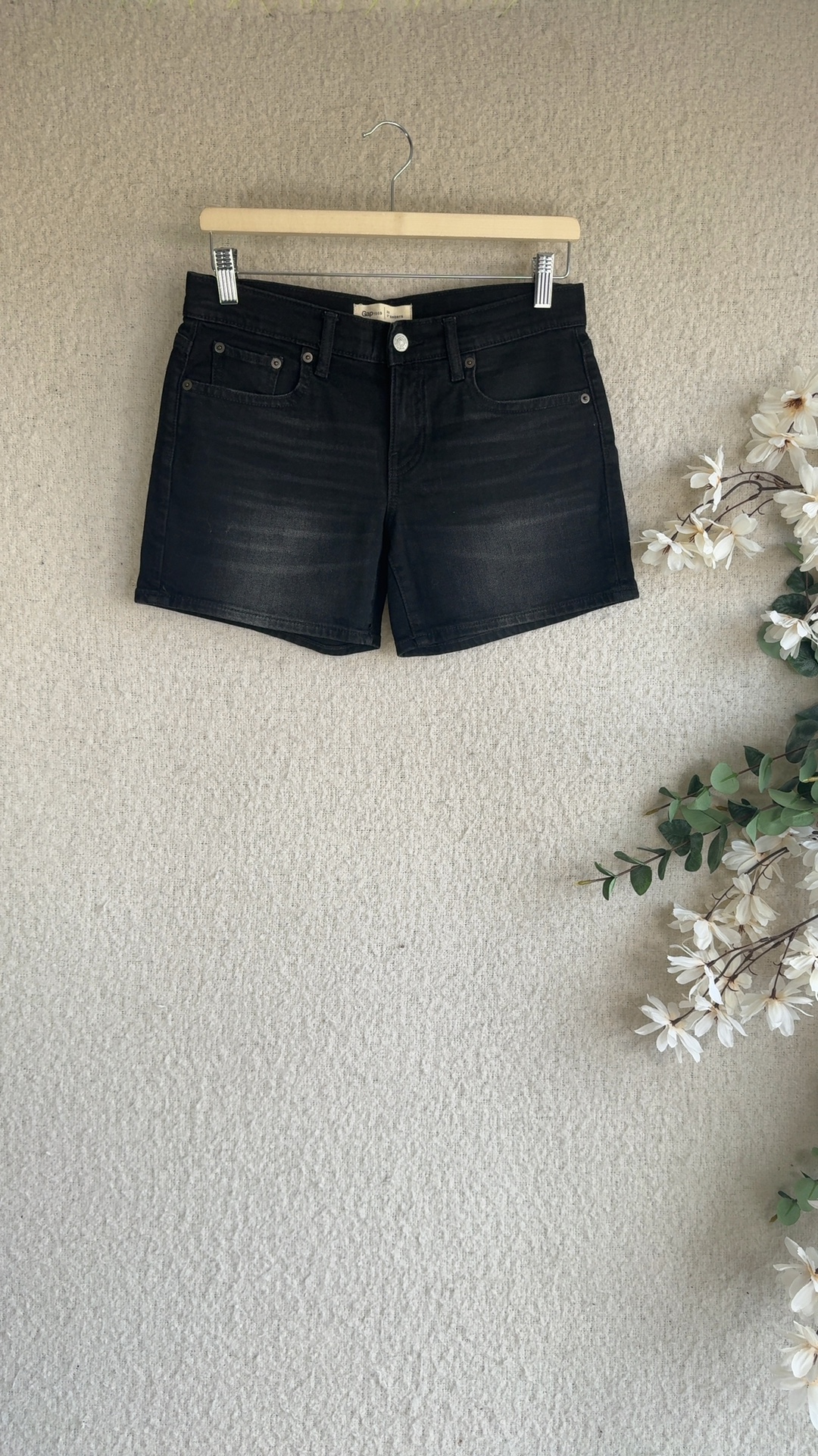 Gap Black Denim Shorts UK 26 Stylish Casual 3" Length Classic Fit