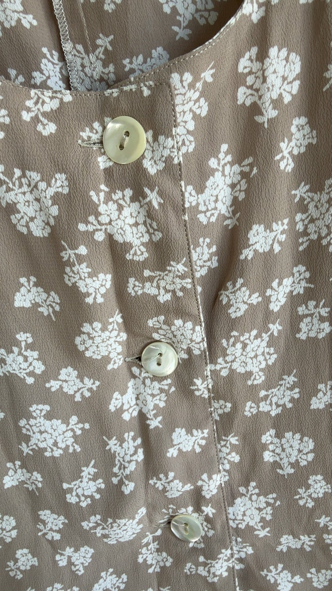 Jeff Banks Beige & White Floral Blouse UK 14 Crepe de Chine Viscose Elegant image 3