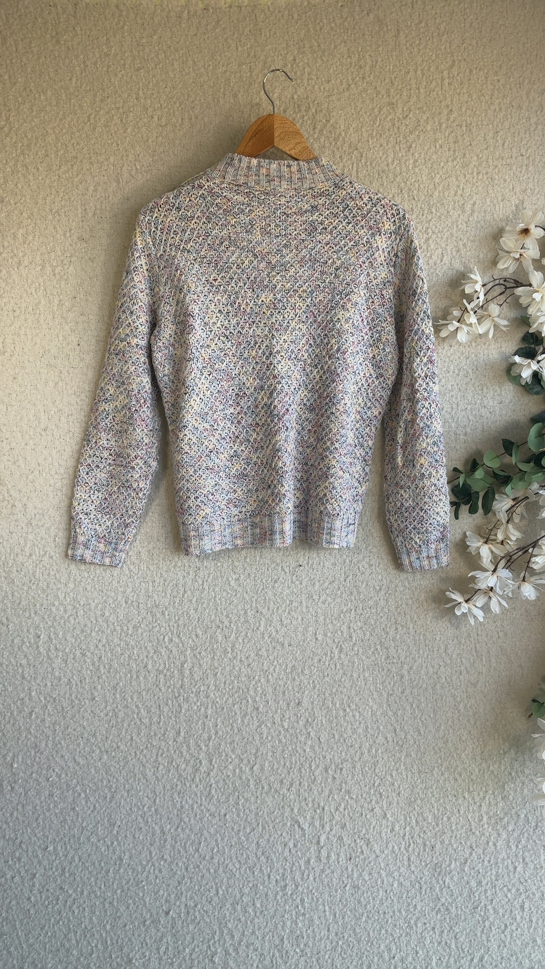 Multicolour Cable Knit Sweater UK 14 Light Acrylic Button Shoulder Detail image 4