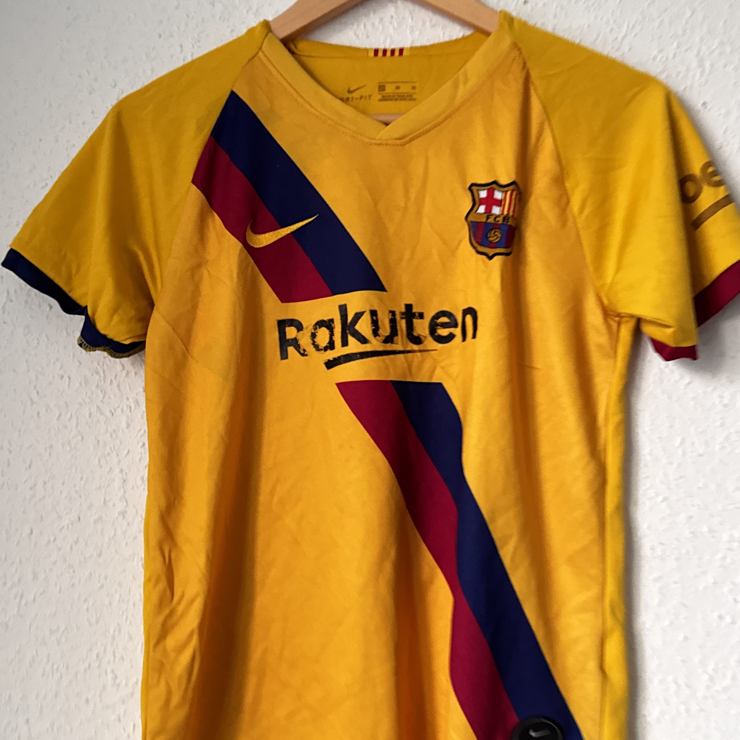 Nike Yellow FC Barcelona Football Shirt Adult M Scuffed Logo 2370 image 3