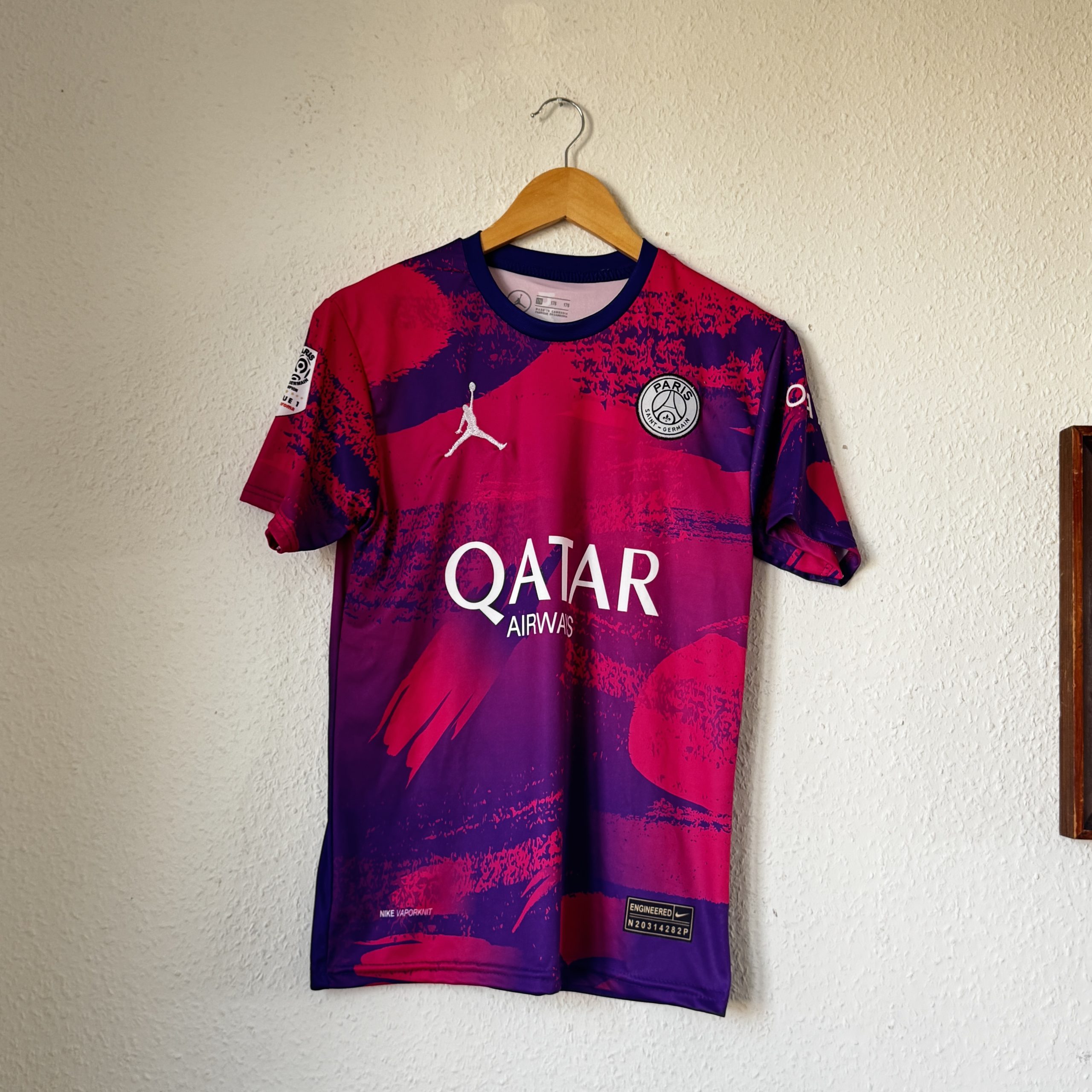 Nike Purple & Pink Paris Saint-Germain Football Shirt M 1968