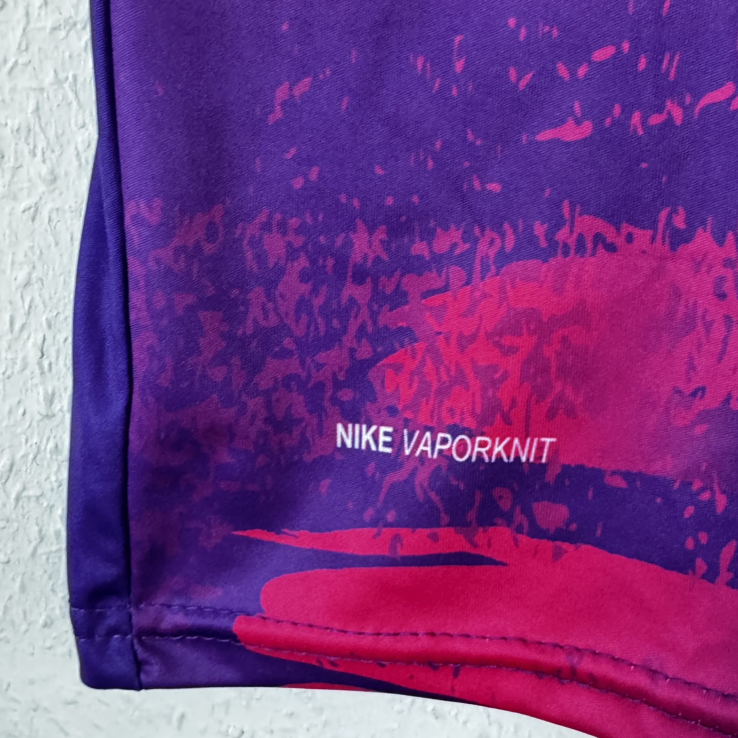 Nike Purple & Pink Paris Saint-Germain Football Shirt M 1968 image 7