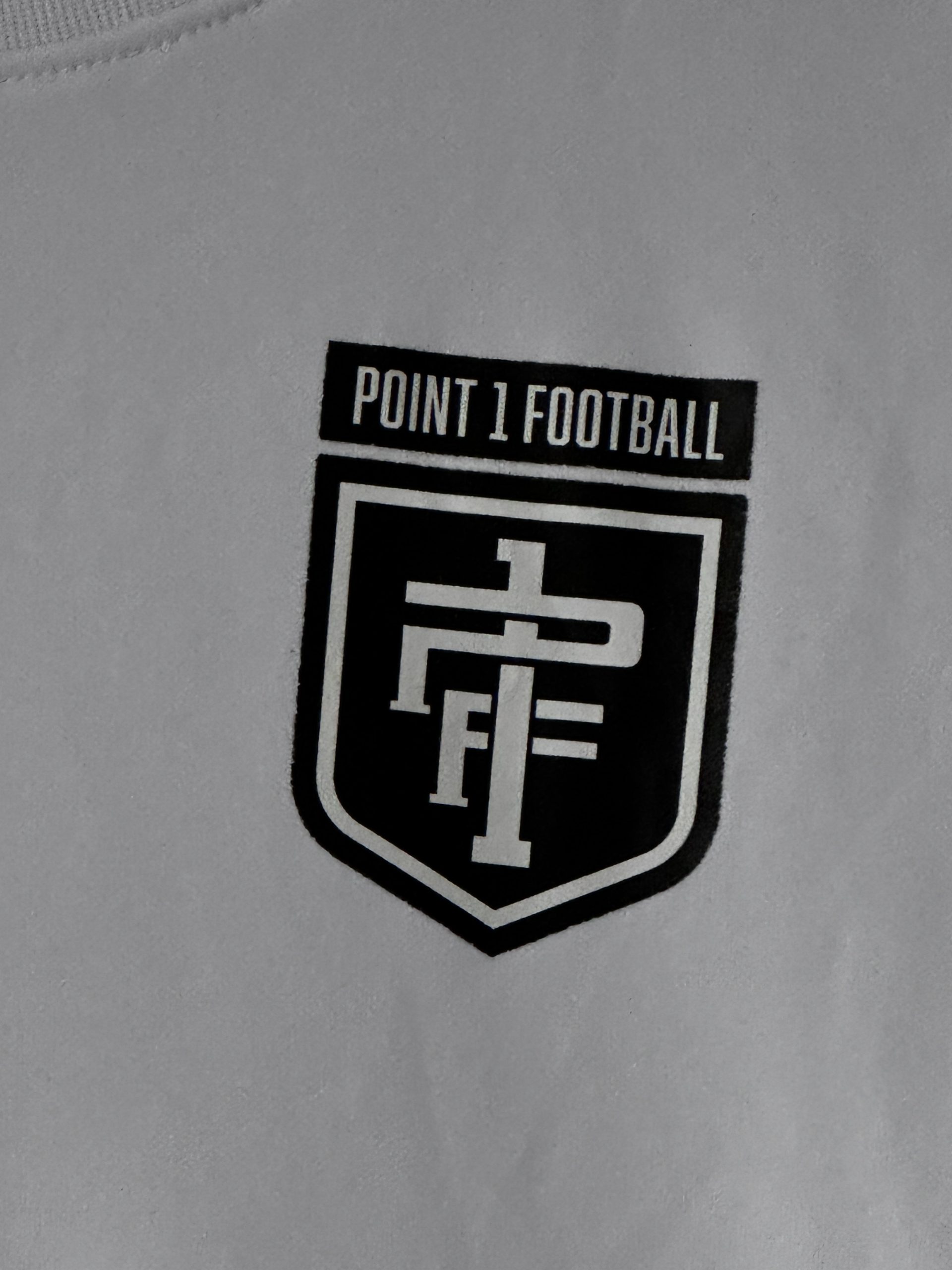 Nike White Point 1 Football Wahu T-Shirt Large 776 image 2
