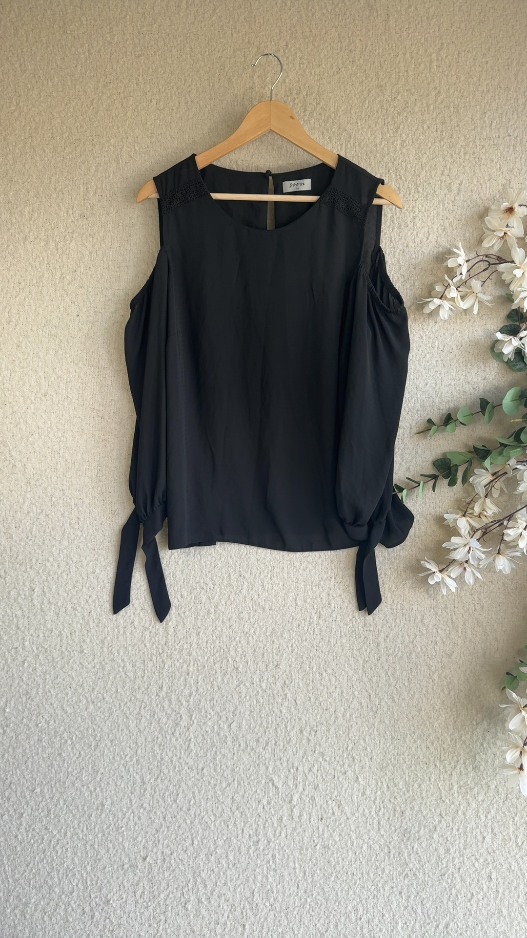 Soon Black Cold Shoulder Tie Sleeve Top UK 18 Stylish Occasion Shirt