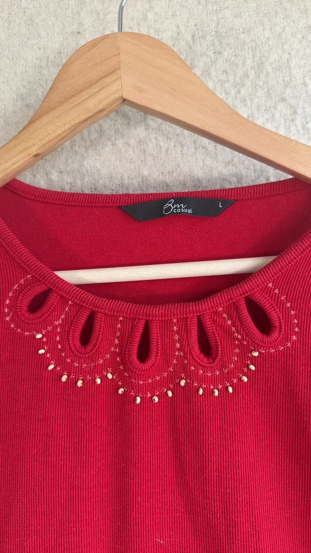 BM Casual Red Embroidered Knit Jumper Large Stylish Lightweight Layering image 2
