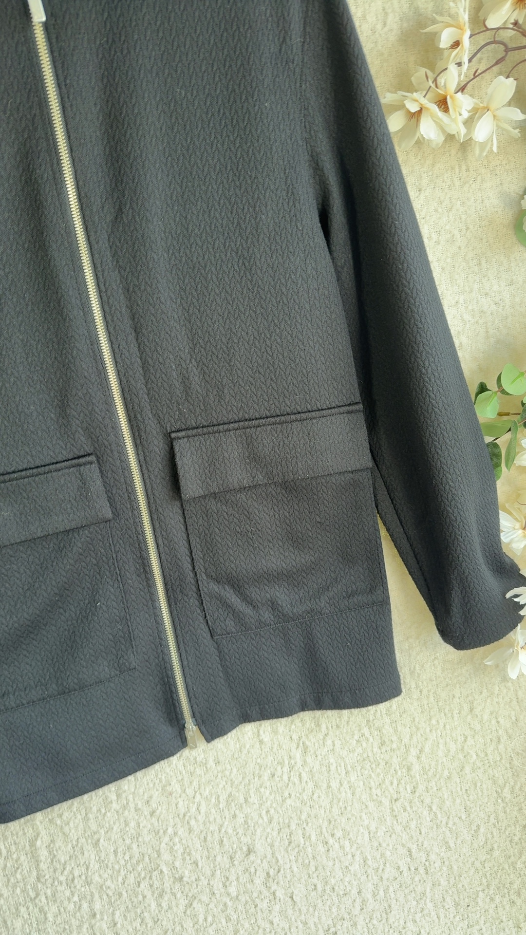 Novu Black Zip Up Jacket Medium Classic Lightweight Coat Women image 4
