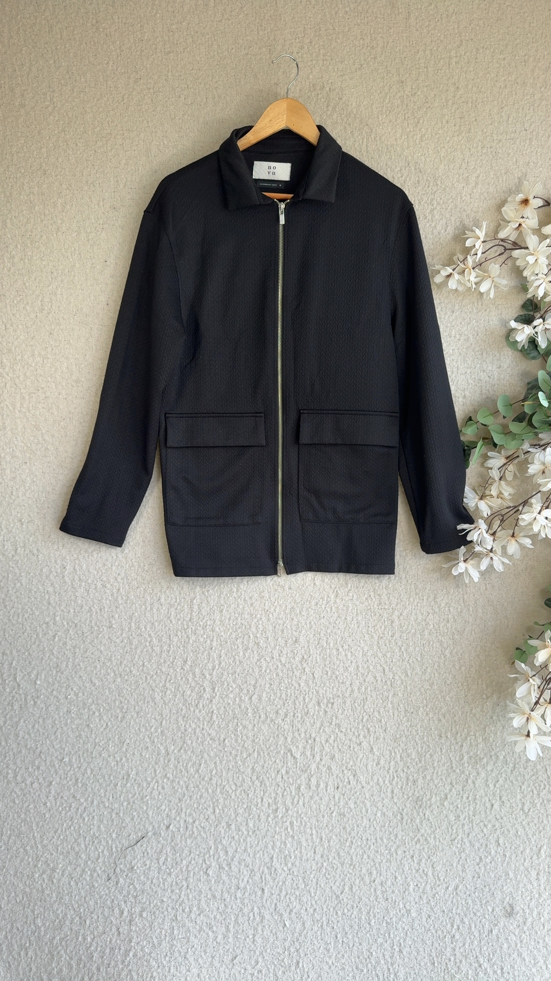 Novu Black Zip Up Jacket Medium Classic Lightweight Coat Women