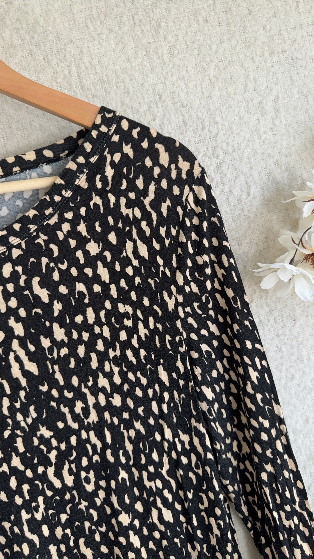 Very Black & Beige Animal Print Long Sleeve Top UK 16 Stylish Casual Wear image 3