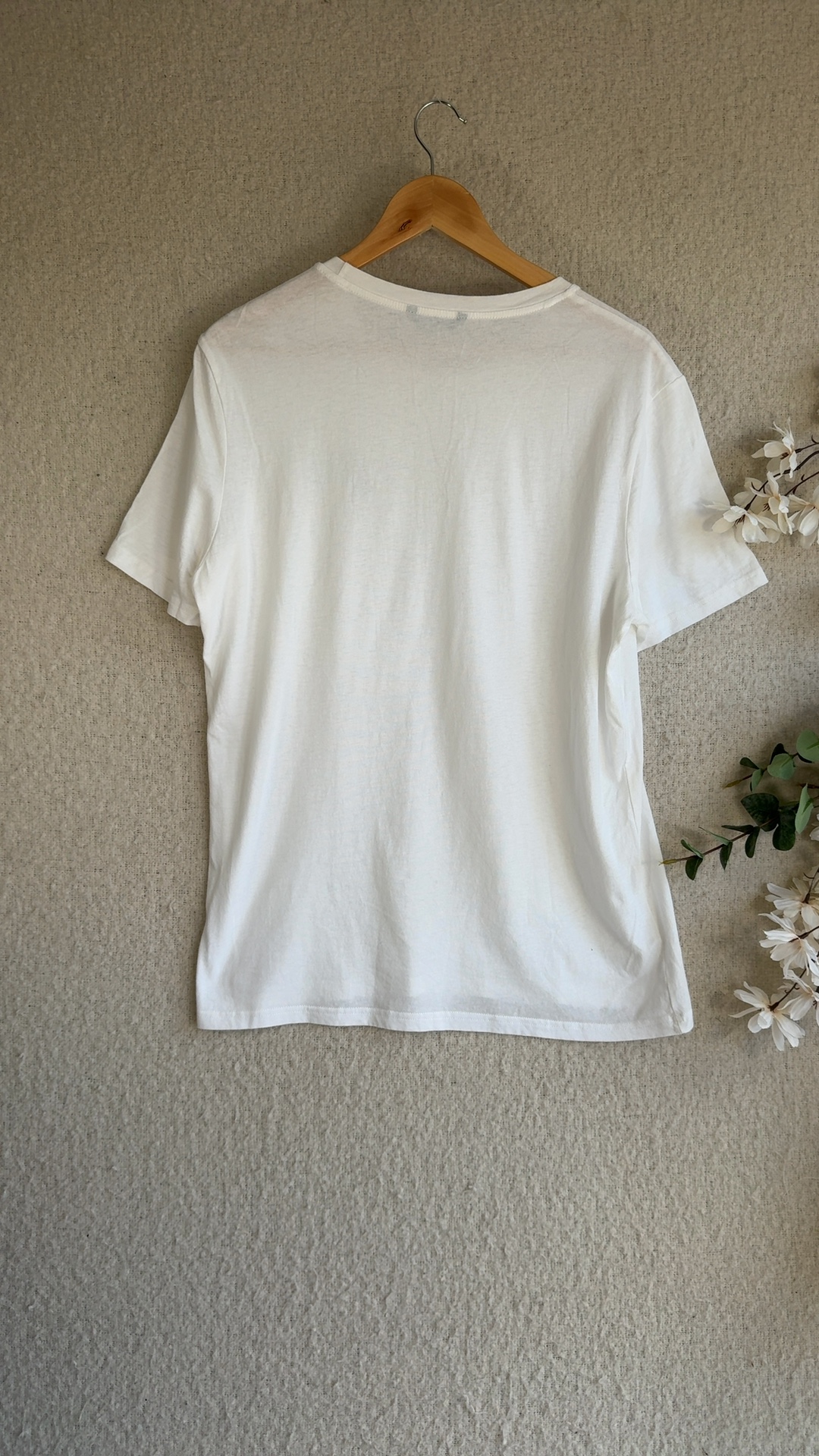 Shein White Feather Graphic Print T-Shirt UK Large Classic Casual Top image 4