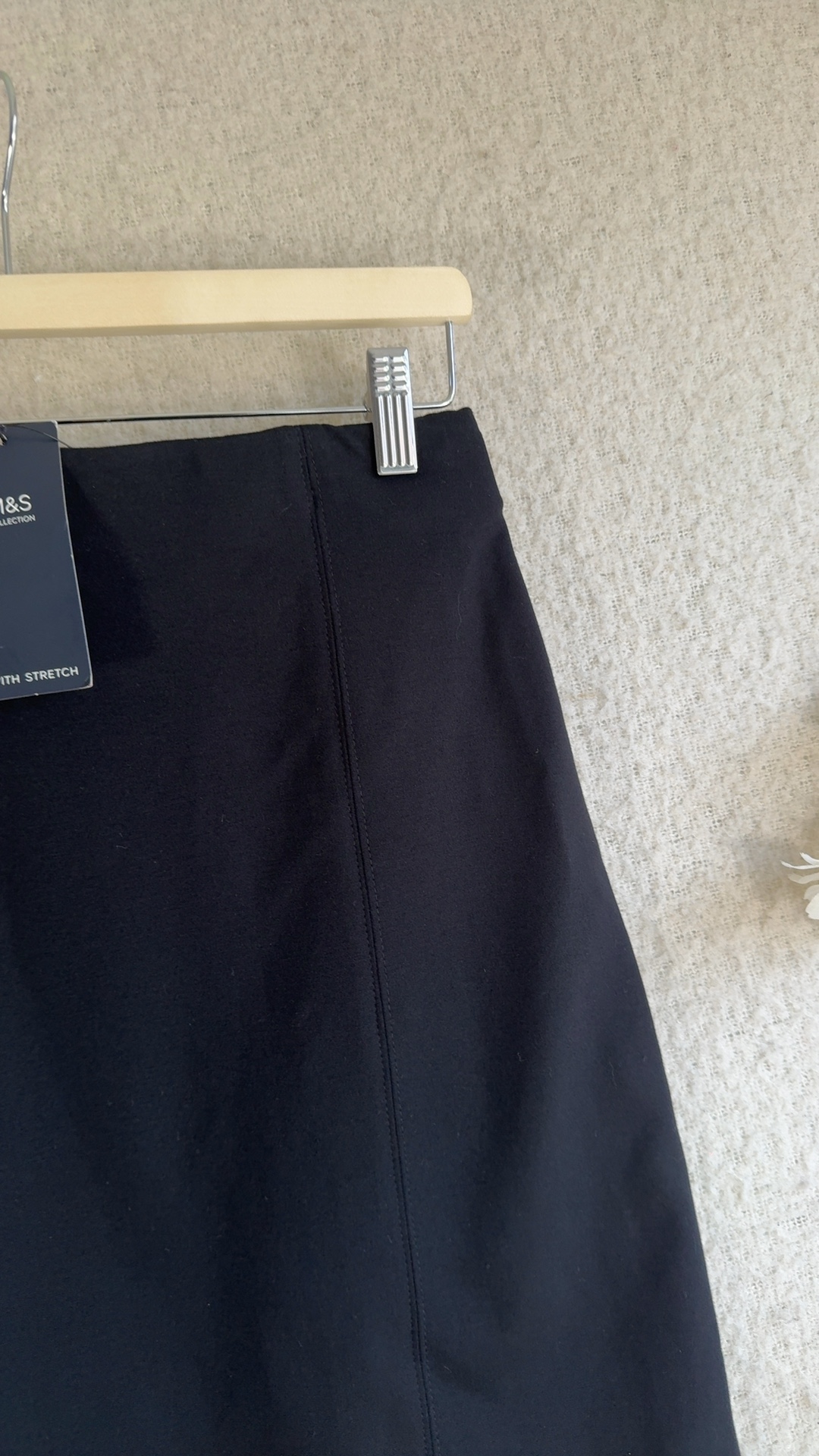 M&S Black Stretch Pencil Skirt UK 6 Elegant Classic Office Wear image 3