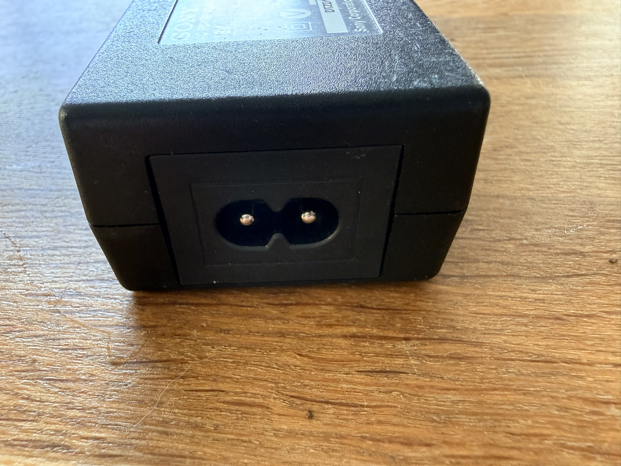 Sony AC Power Adaptor 18V 2.6A AC-E1286 NSW24862 PSU Power Supply image 3