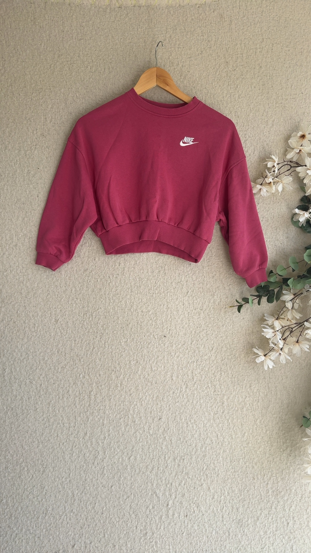 Nike Pink Cropped Sweatshirt Small 128-137 cm Soft Cotton Blend Jumper