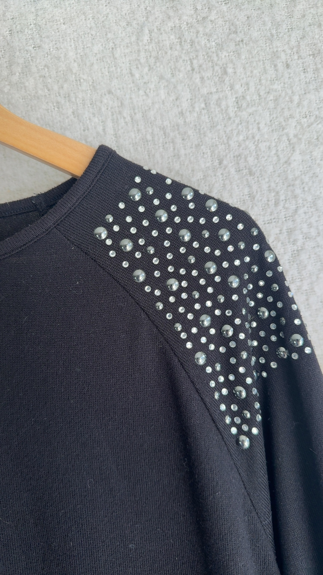 New Look Black Studded Shoulder Long Sleeve Top UK Small Stylish Classic image 3