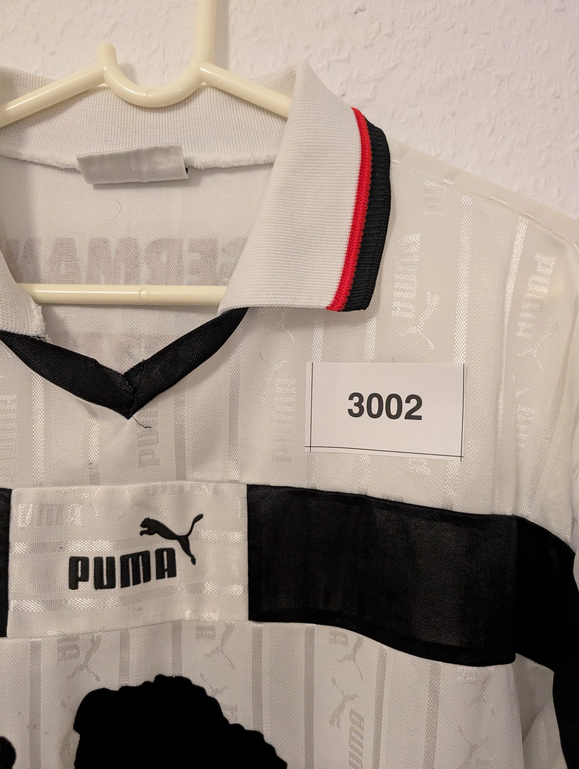 Puma White & Black Vintage Soccer Jersey CAN 6 L 3002 image 4