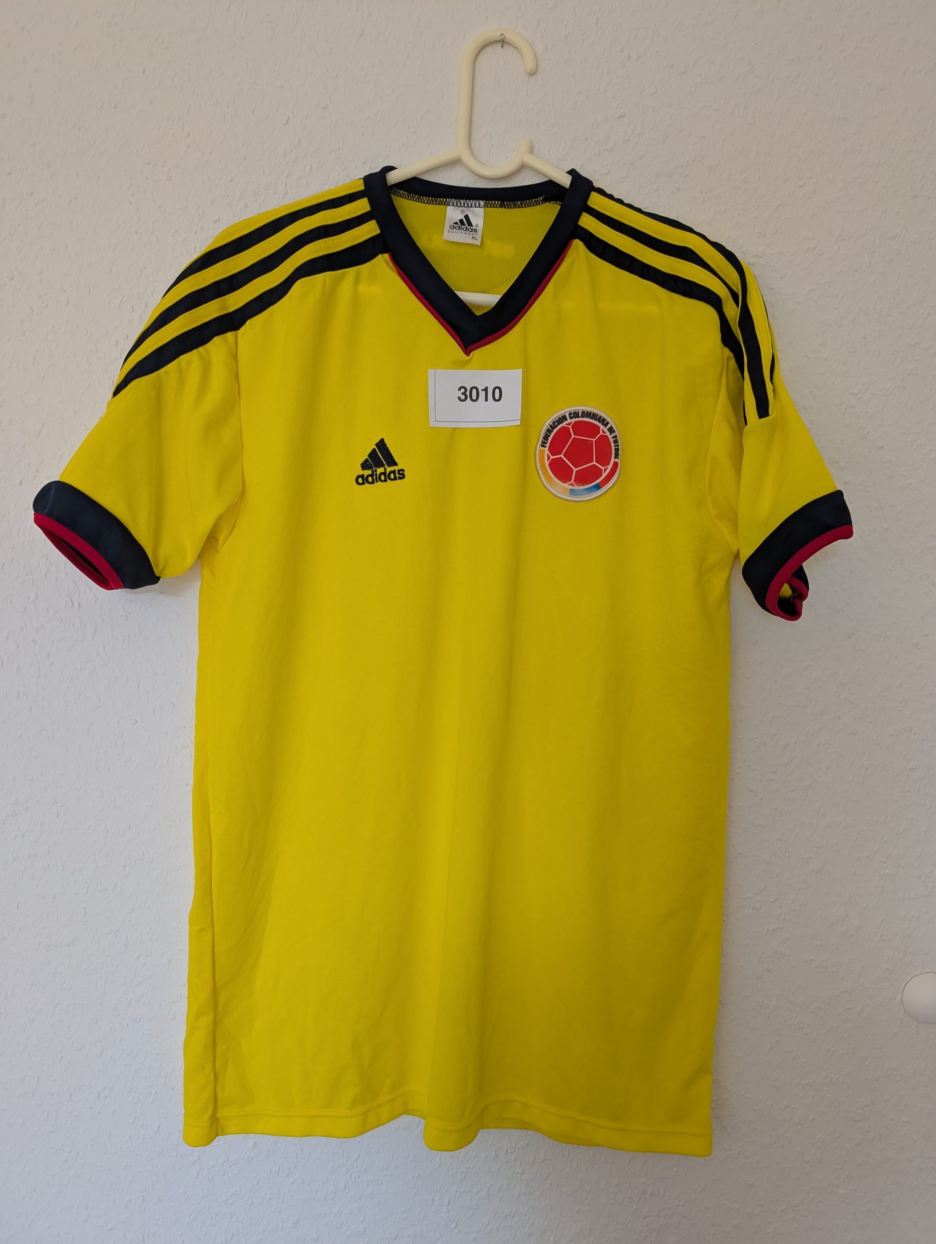 Adidas Yellow Colombian Football Federation Jersey XL 3010