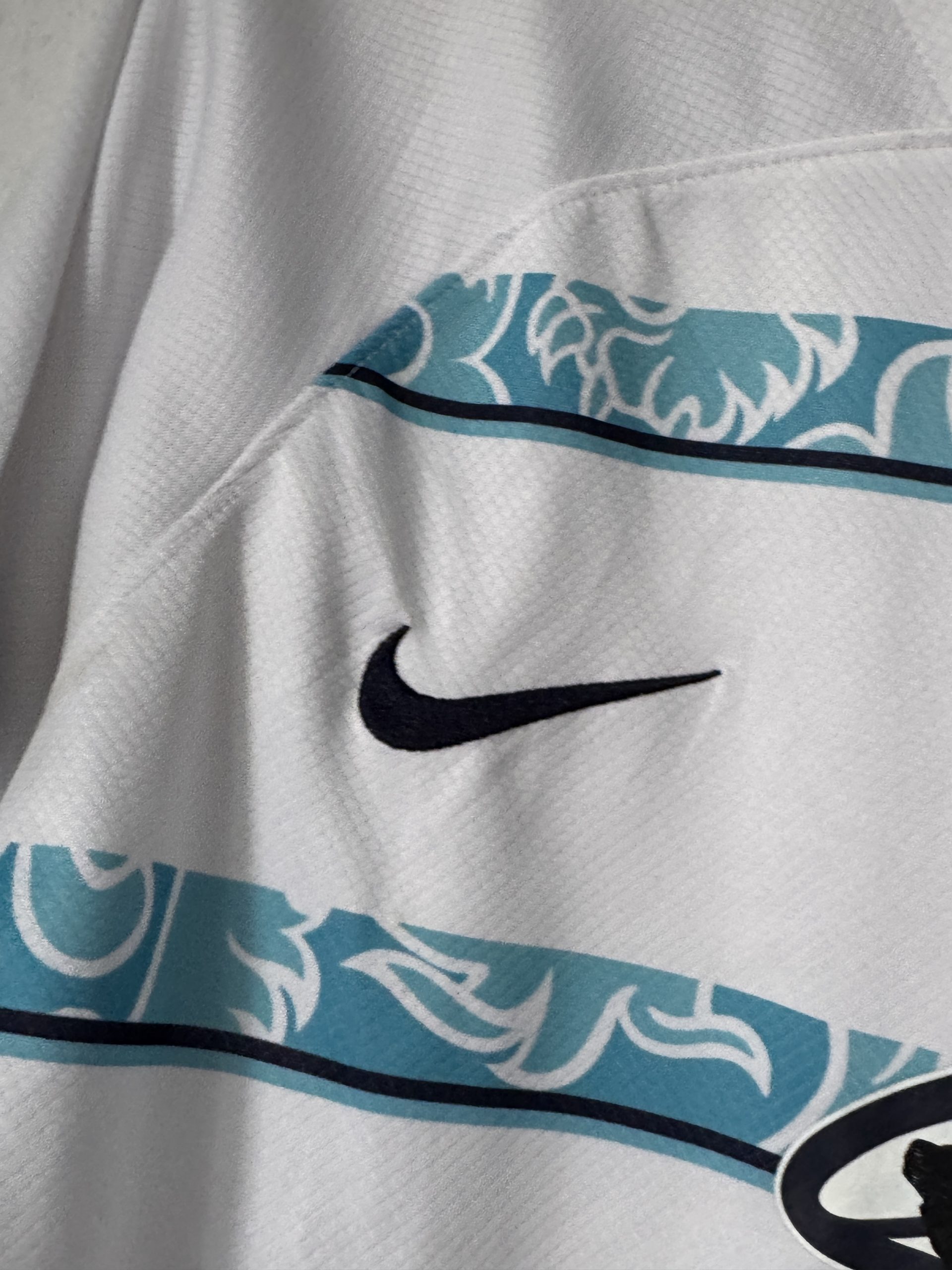 Nike White & Blue Chelsea FC Football Jersey Small Number 3022 image 7