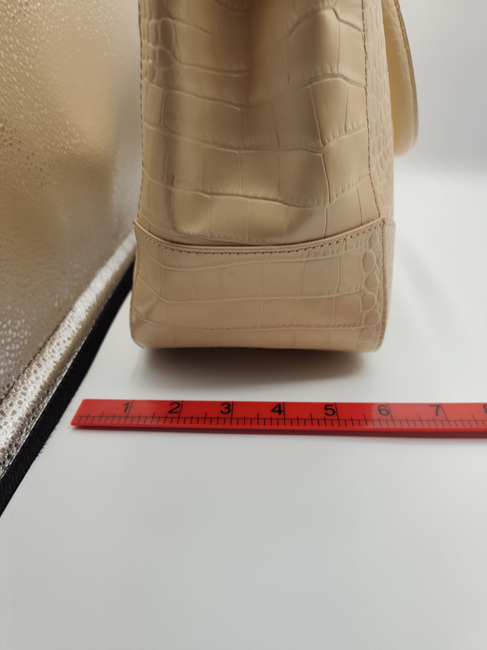 Samantha Thavasa Beige Croc Effect Tote Bag Other image 6