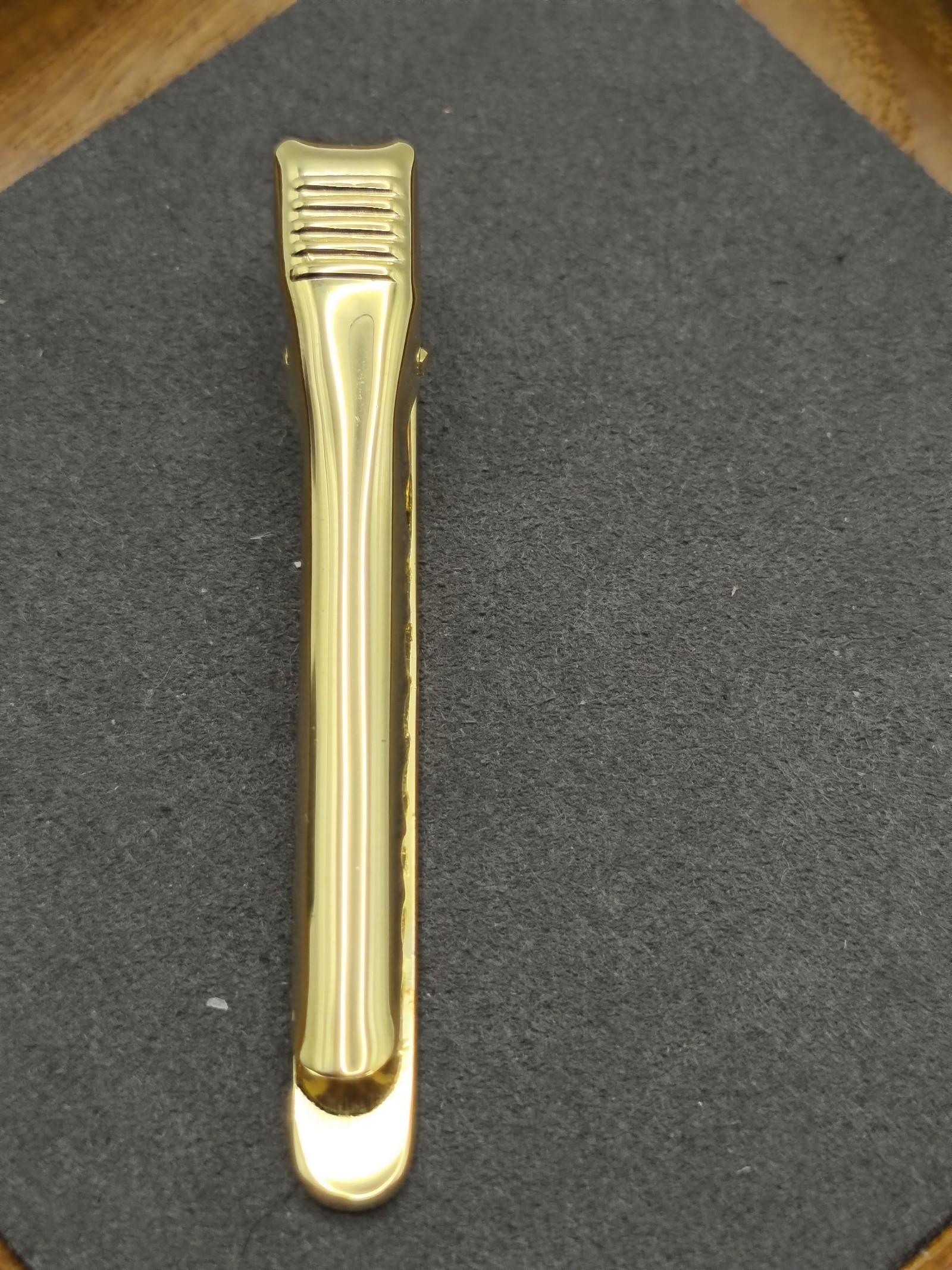 Christian Dior Gold Tone Striped Tie Clip Men image 8