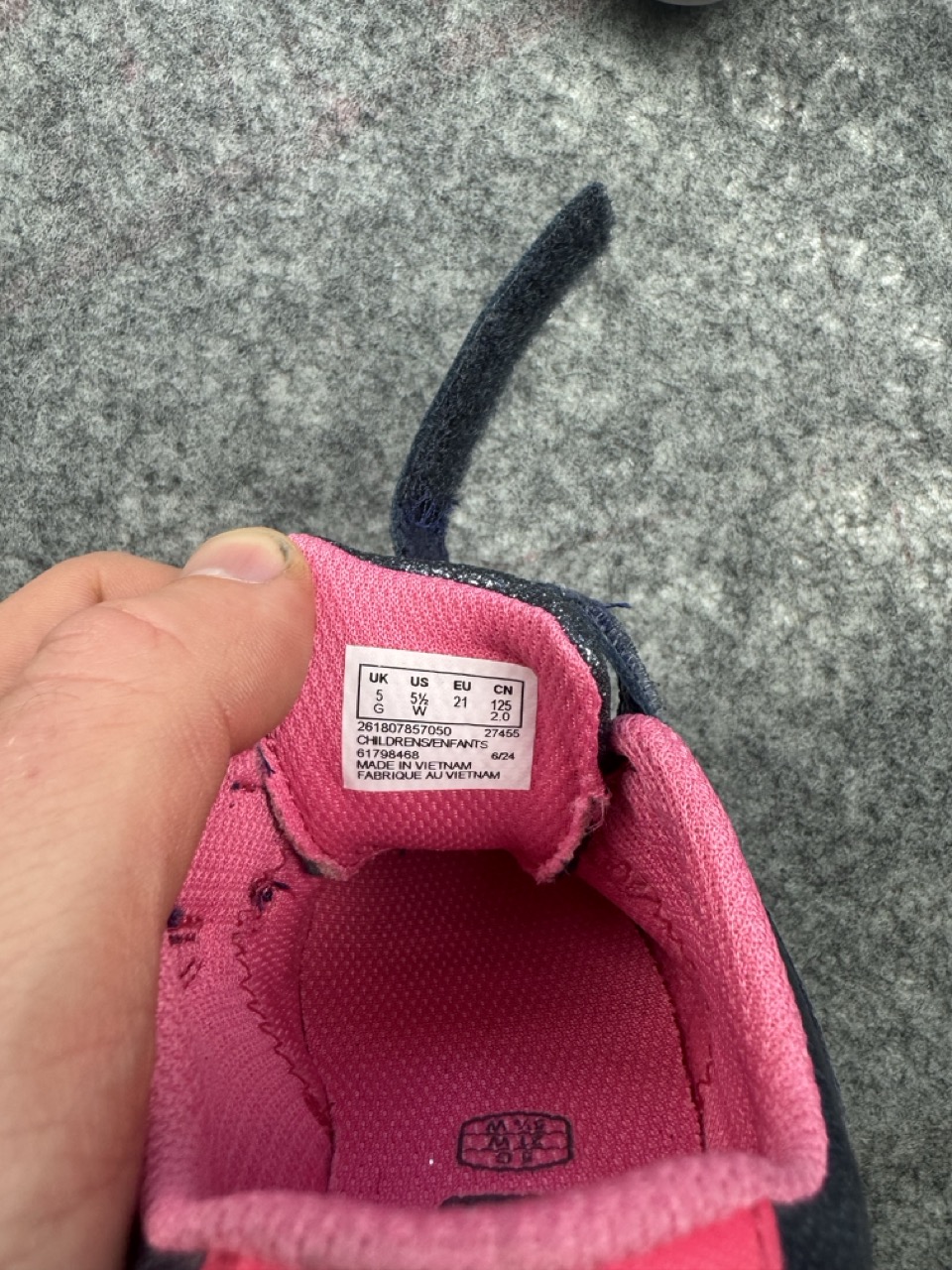 Clarks Navy & Pink Glitter First Shoes UK 5 / US 5.5 Infant image 4