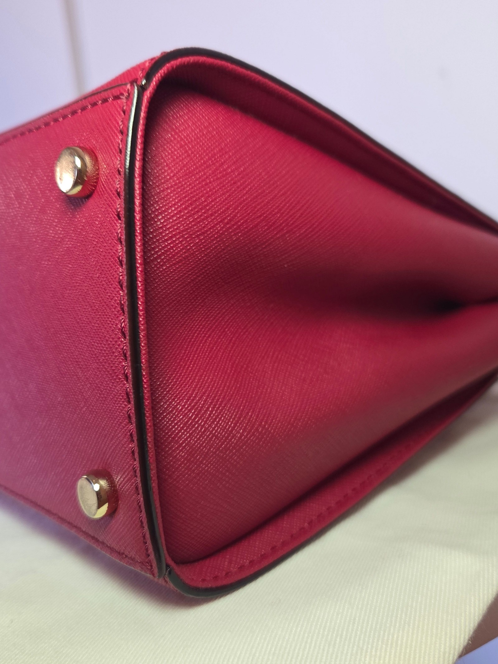 Kate Spade Red Saffiano Leather Small Tote Handbag image 8
