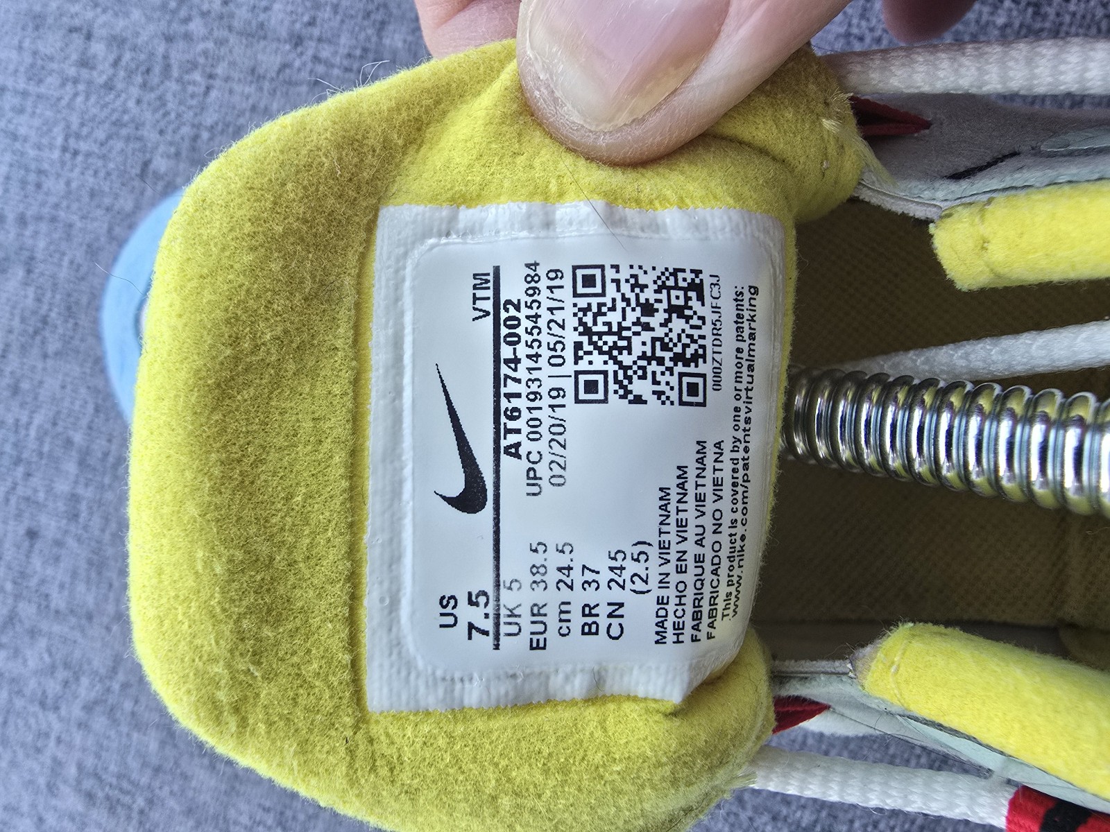 Nike Womens Air Max 270 React Bauhaus Sneakers UK 5 image 7