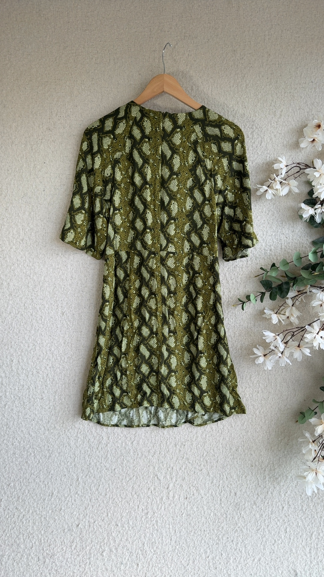 Next Green Snake Print Dress UK 10 Lightweight Viscose Stylish image 4