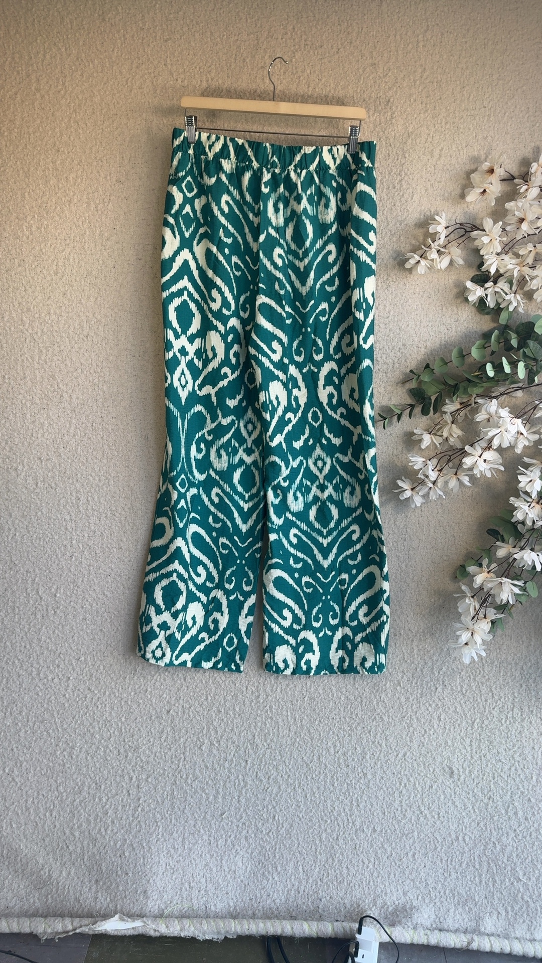 Primark Large Green & White Printed Wide Leg Trousers Large Comfortable Summer Fit image 4