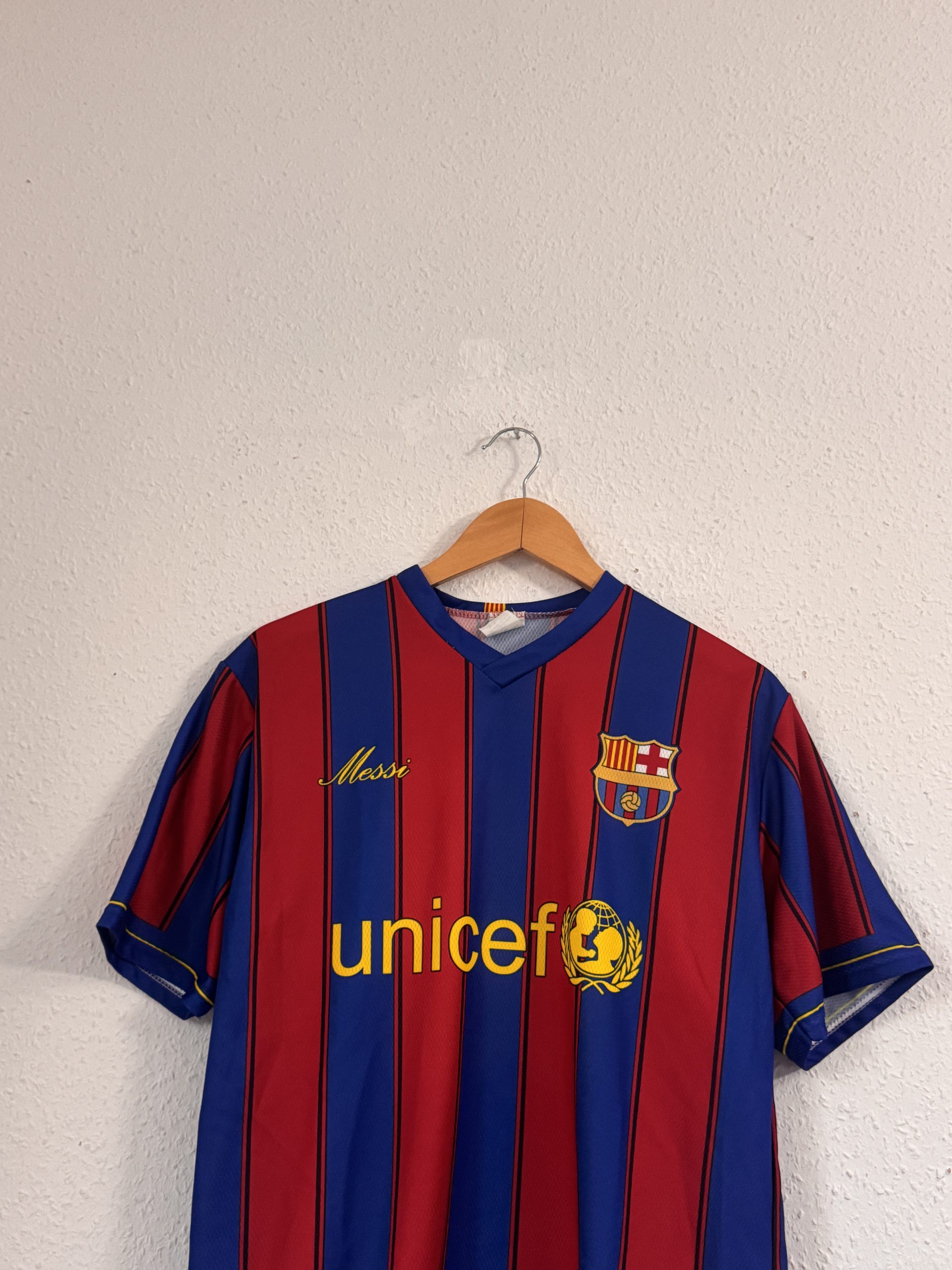 Barcelona Red & Blue Soccer Jersey Messi Unisex Small 3042 image 2