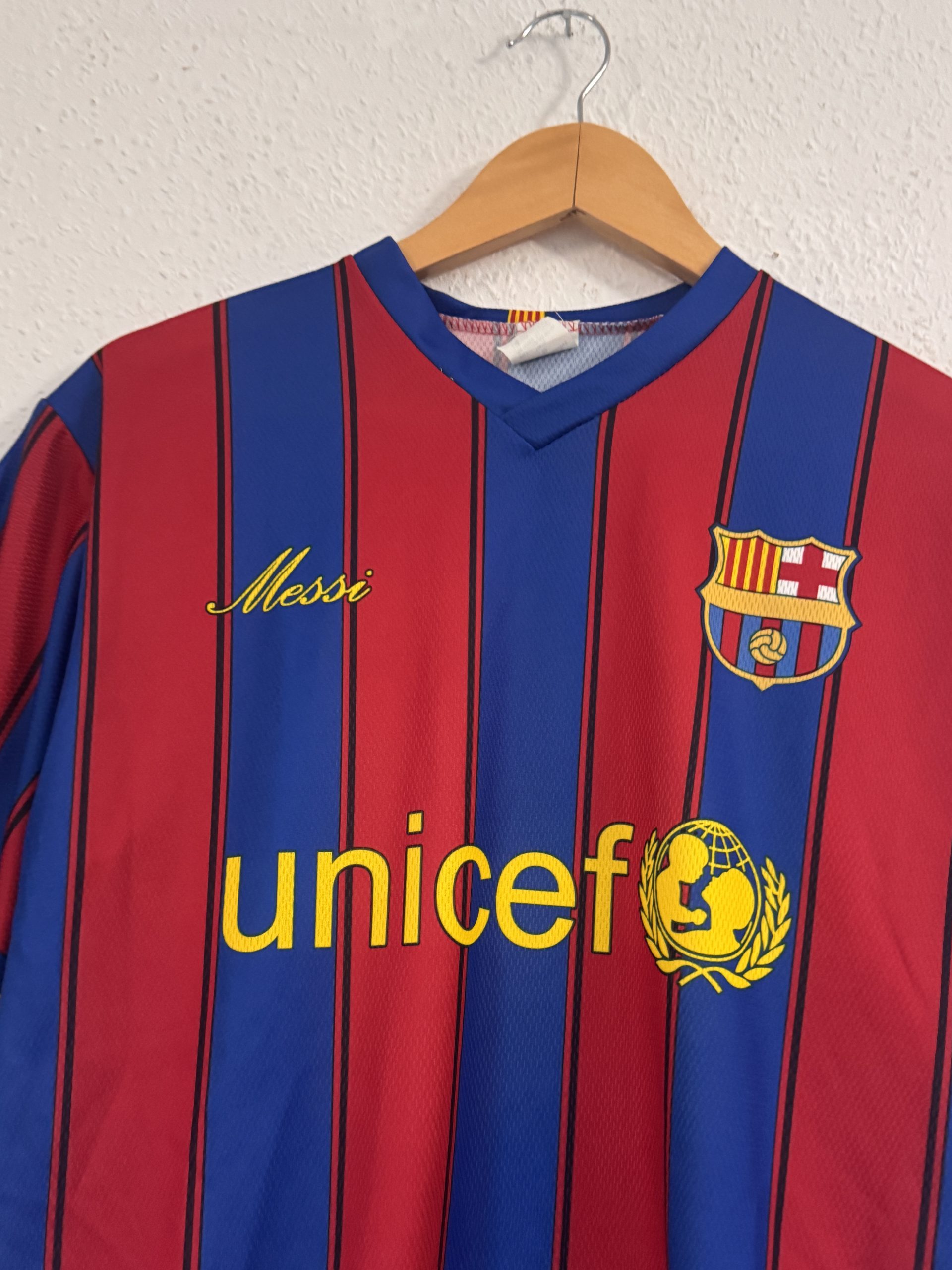 Barcelona Red & Blue Soccer Jersey Messi Unisex Small 3042 image 3