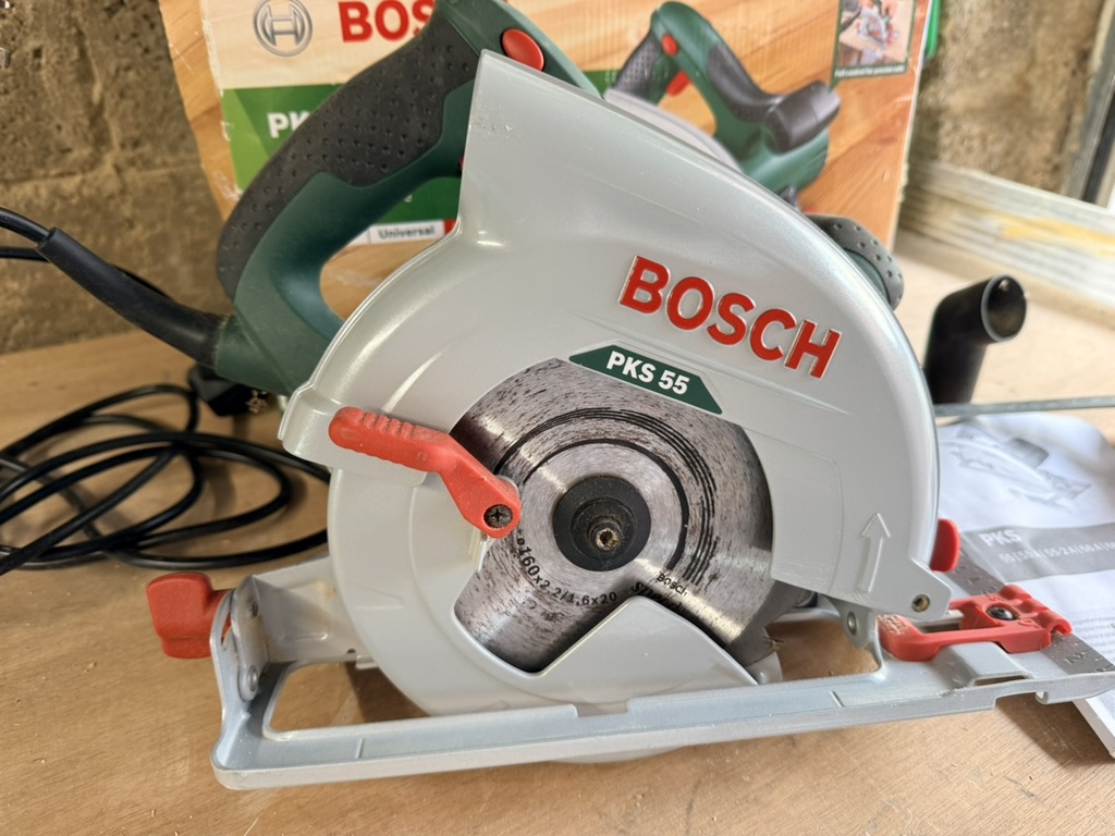Bosch PKS 55 Circular Saw 1200W 55mm Cut Depth image 2