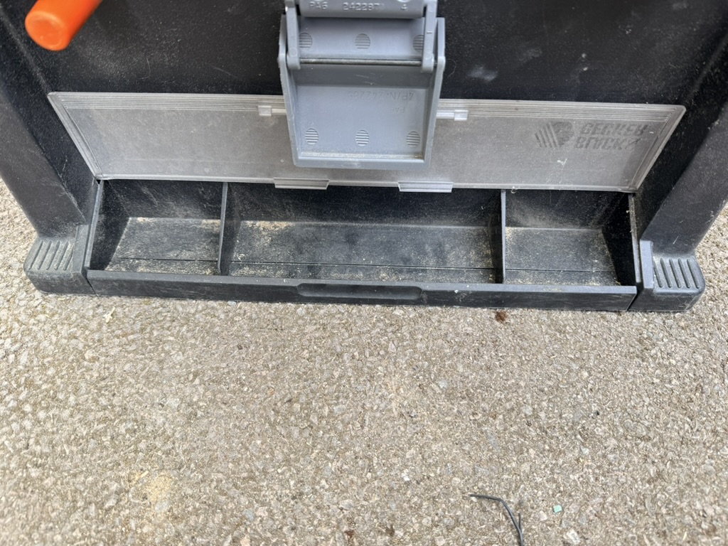 Black & Decker Workmate Workbox WM450 image 3