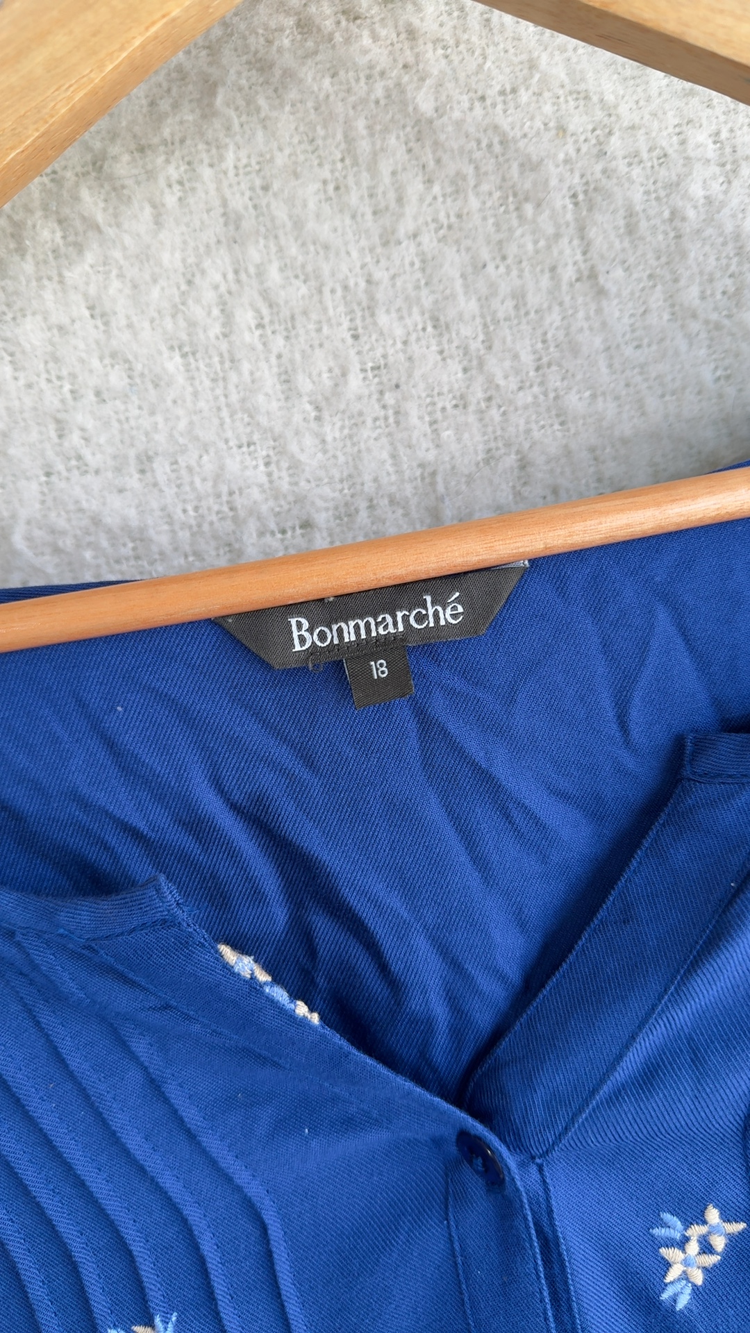 Bonmarché Blue Embroidered Viscose Blouse UK 18 Button Detail image 2