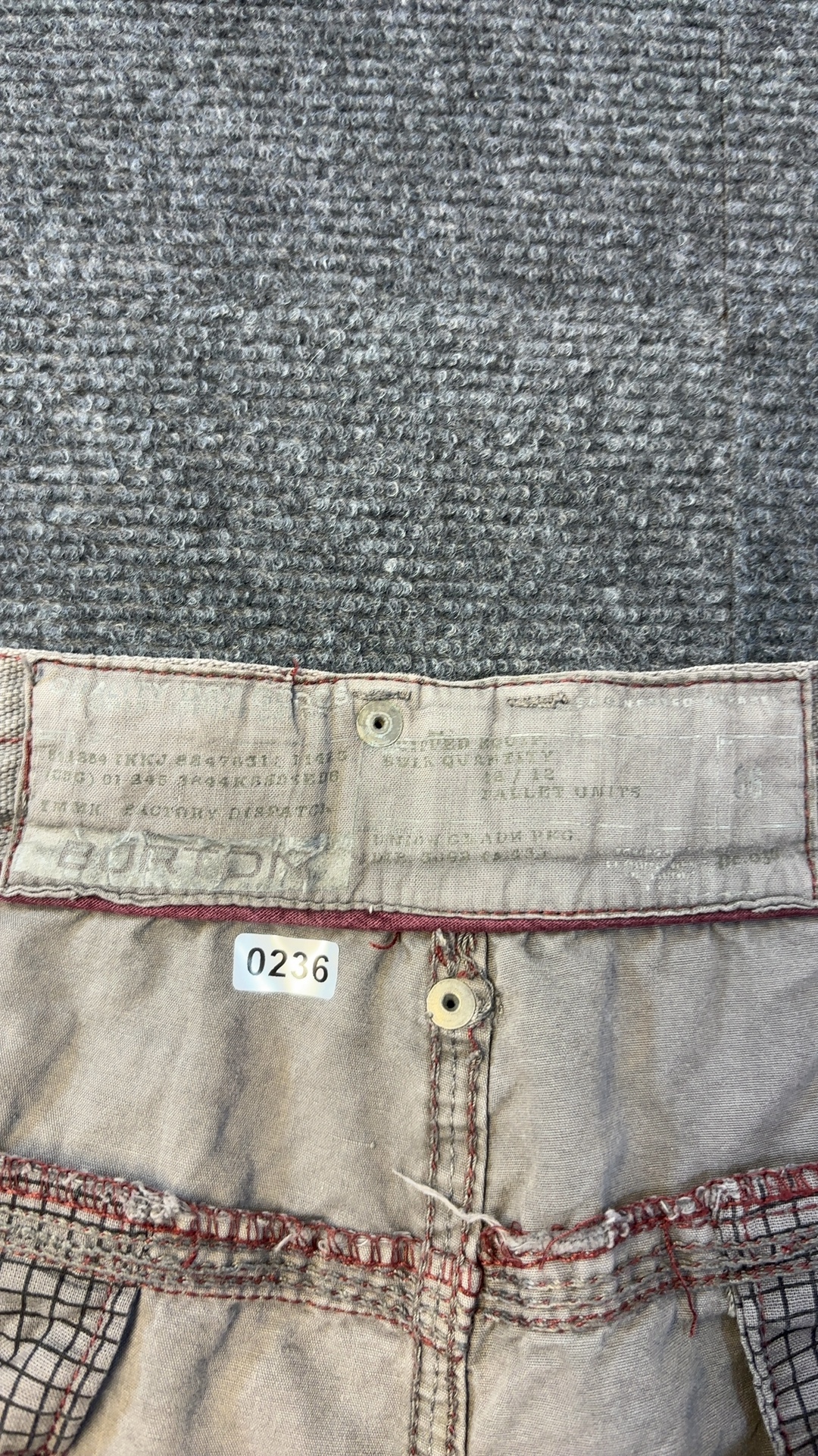 Burton Grey Checked Cargo Shorts Waist 36 image 4