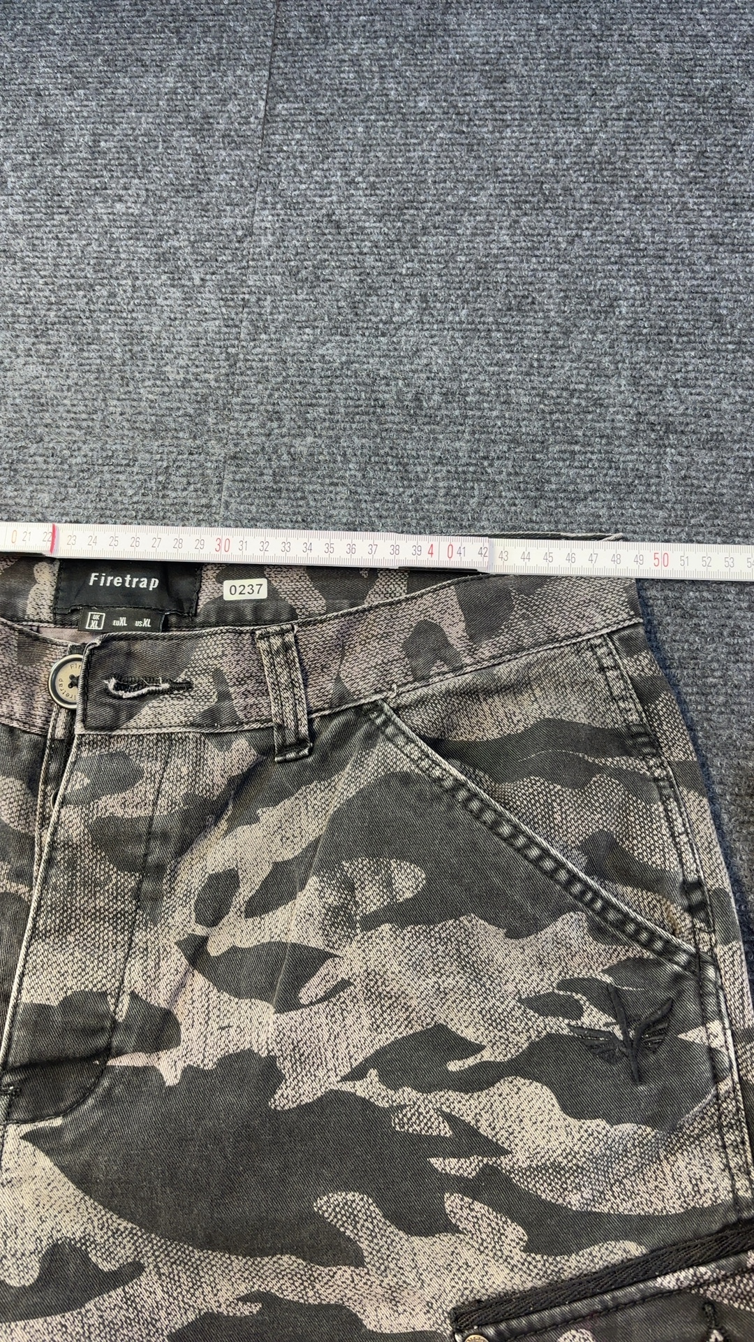 Firetrap Black & Beige Camouflage Cargo Shorts XL UK image 2
