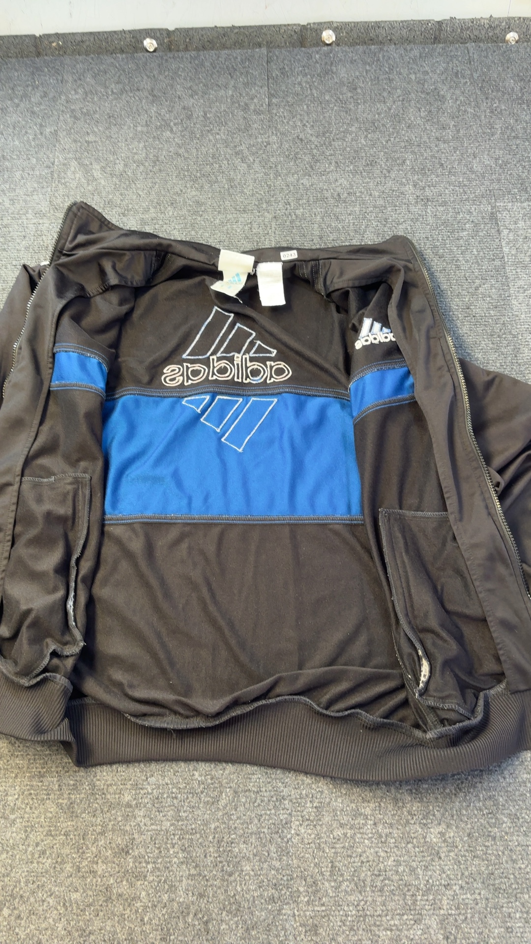 Adidas Black & Blue Track Jacket Small Vintage Full Zip image 2