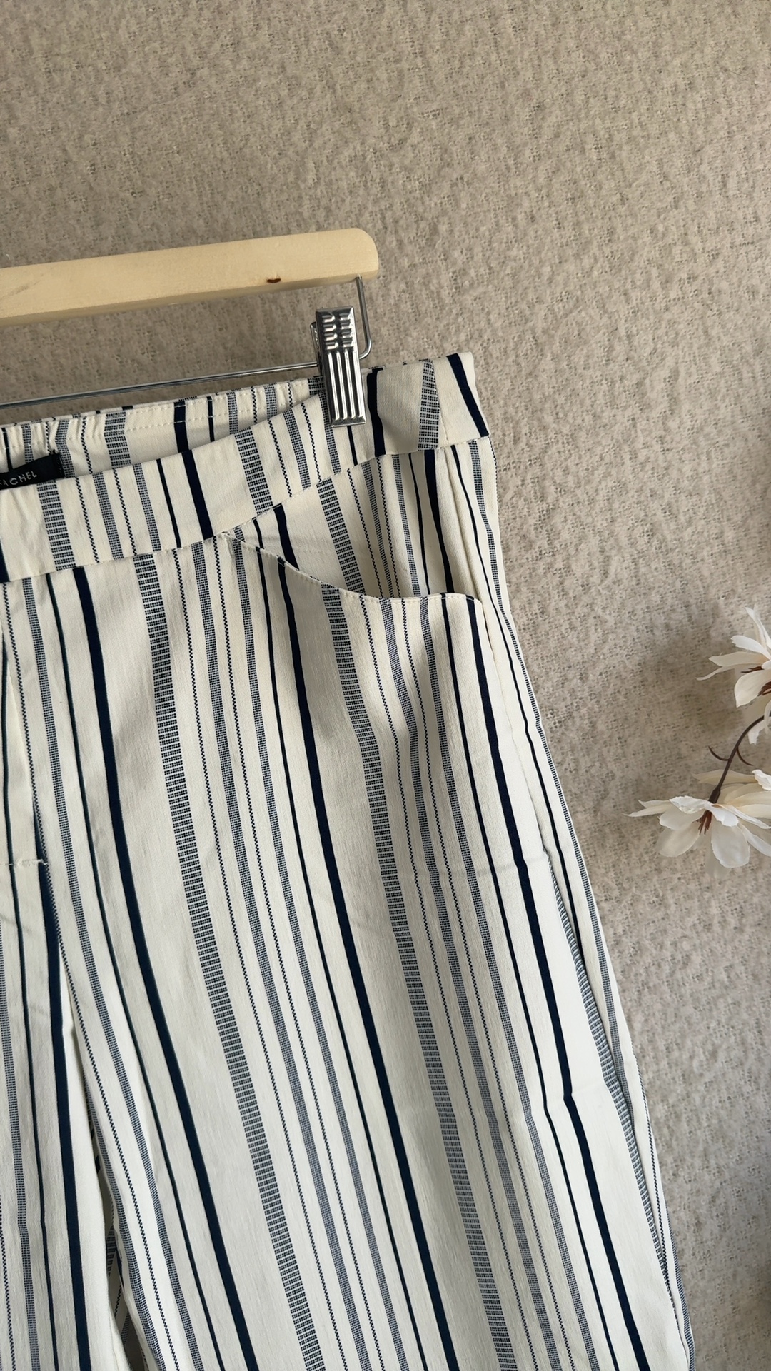Zac & Rachel White Navy Striped Tapered Trousers UK 14 Stylish Workwear image 2