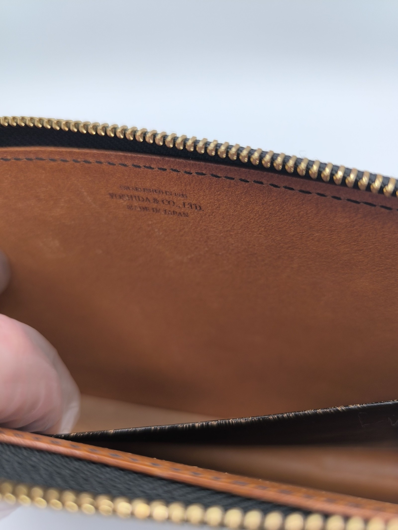 Porter Black Leather Zipped Organizer Pouch Other image 8