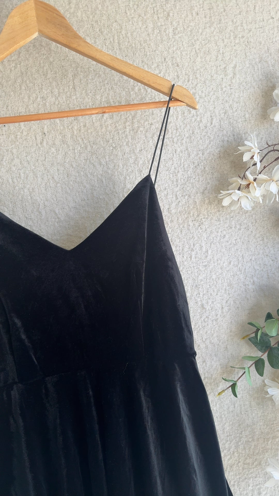 New Look Black Velvet Slip Dress UK 16 Elegant Spaghetti Straps Party Dress image 3