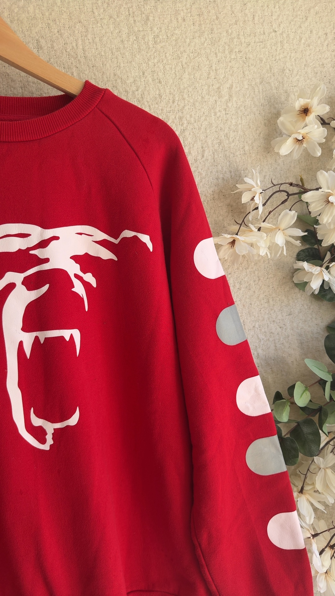 Primark Red Graphic Sweatshirt XL Bold Print Cozy Streetwear image 2