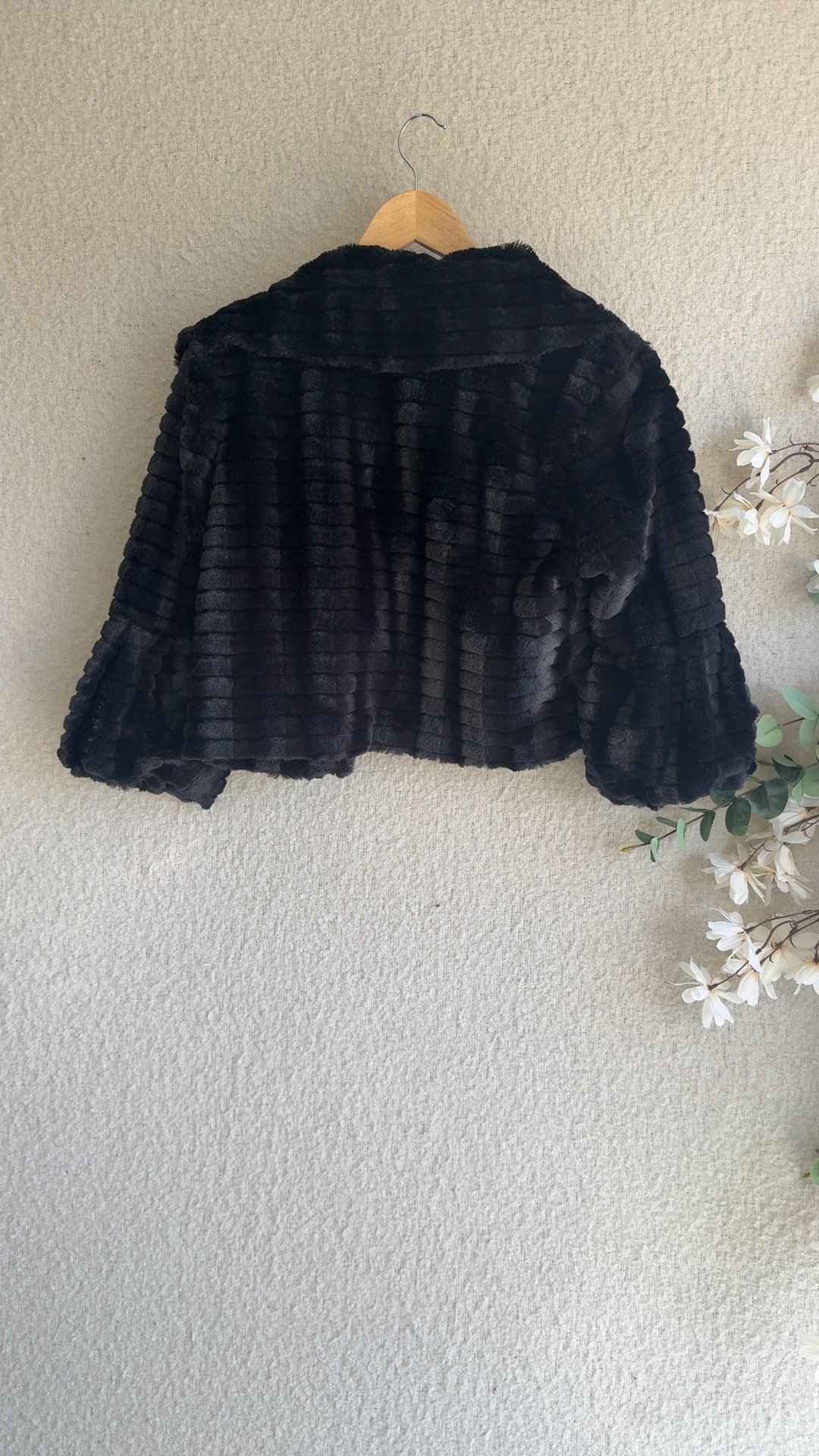 Tacera Black Faux Fur Jacket Large Soft Cozy Winter Layer image 4