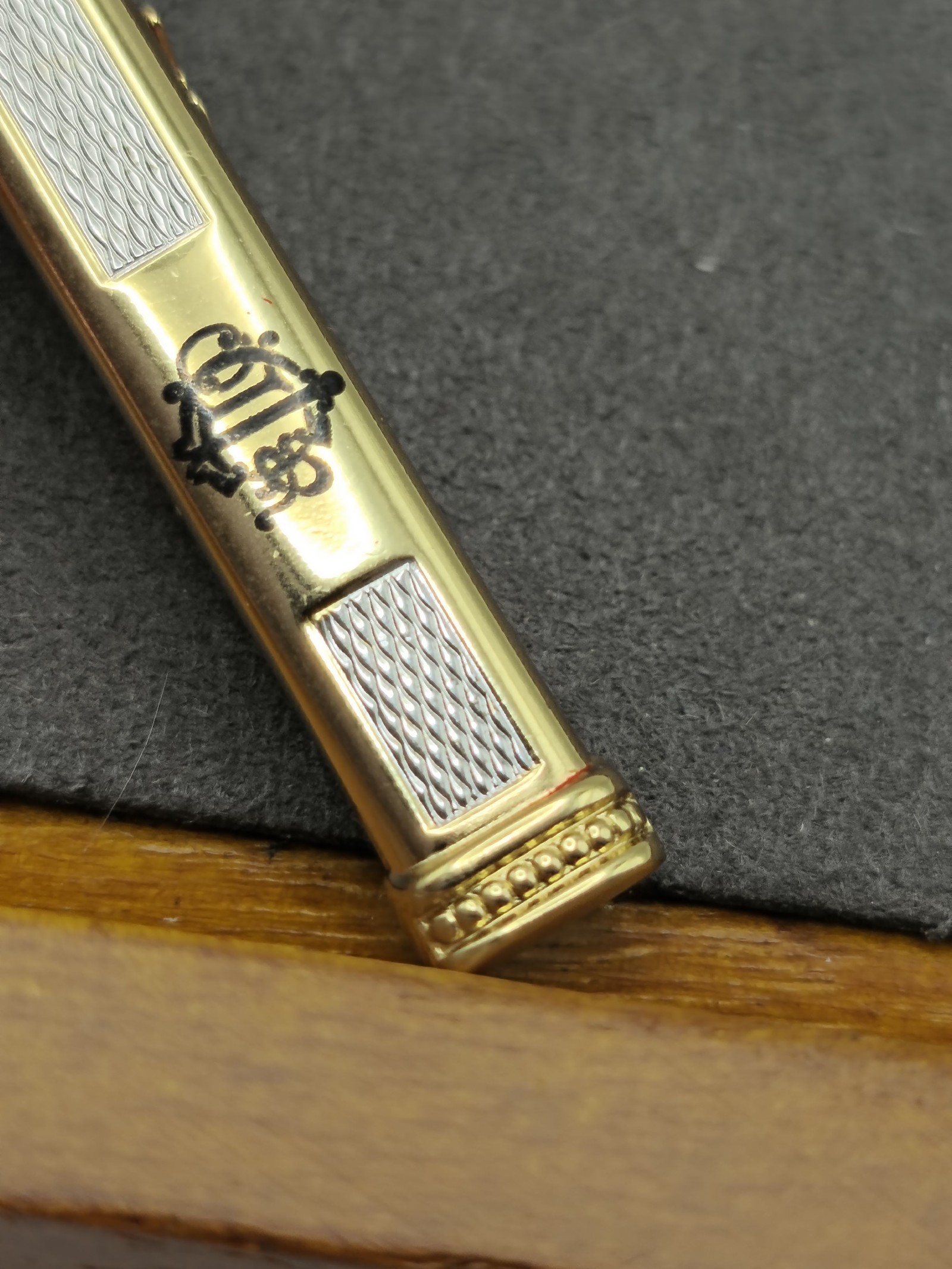 Christian Dior Gold & White Tie Clip with Box Other image 8