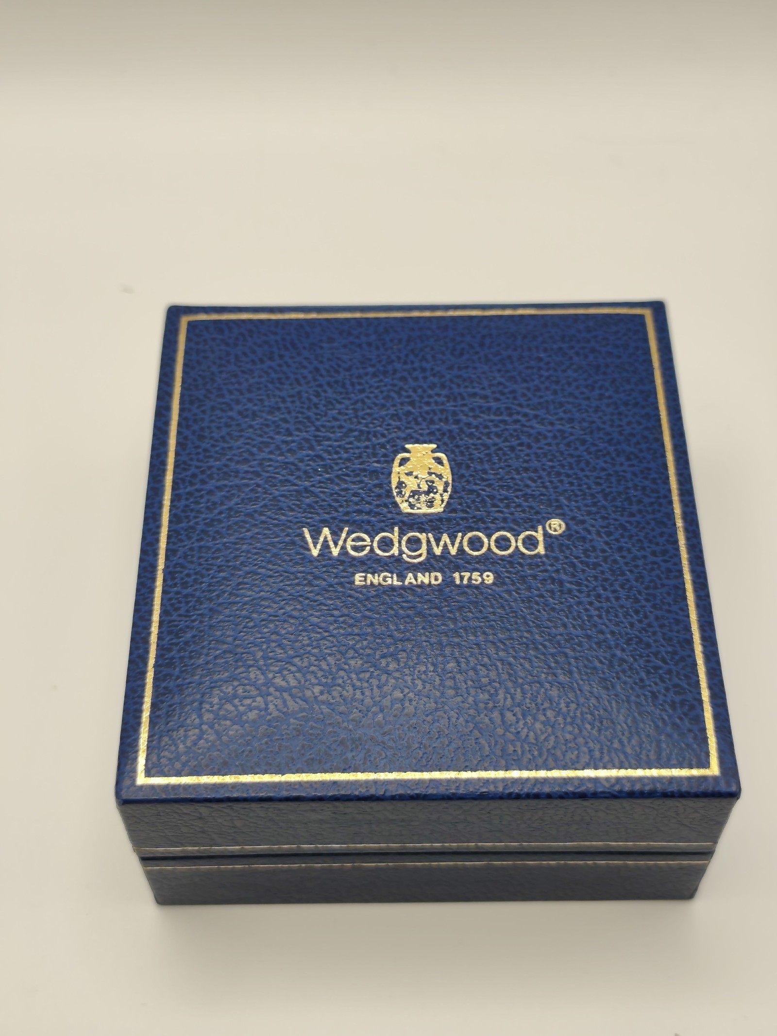 Wedgwood Blue & White Ship Cufflinks & Tie Clip Set Men Other image 2