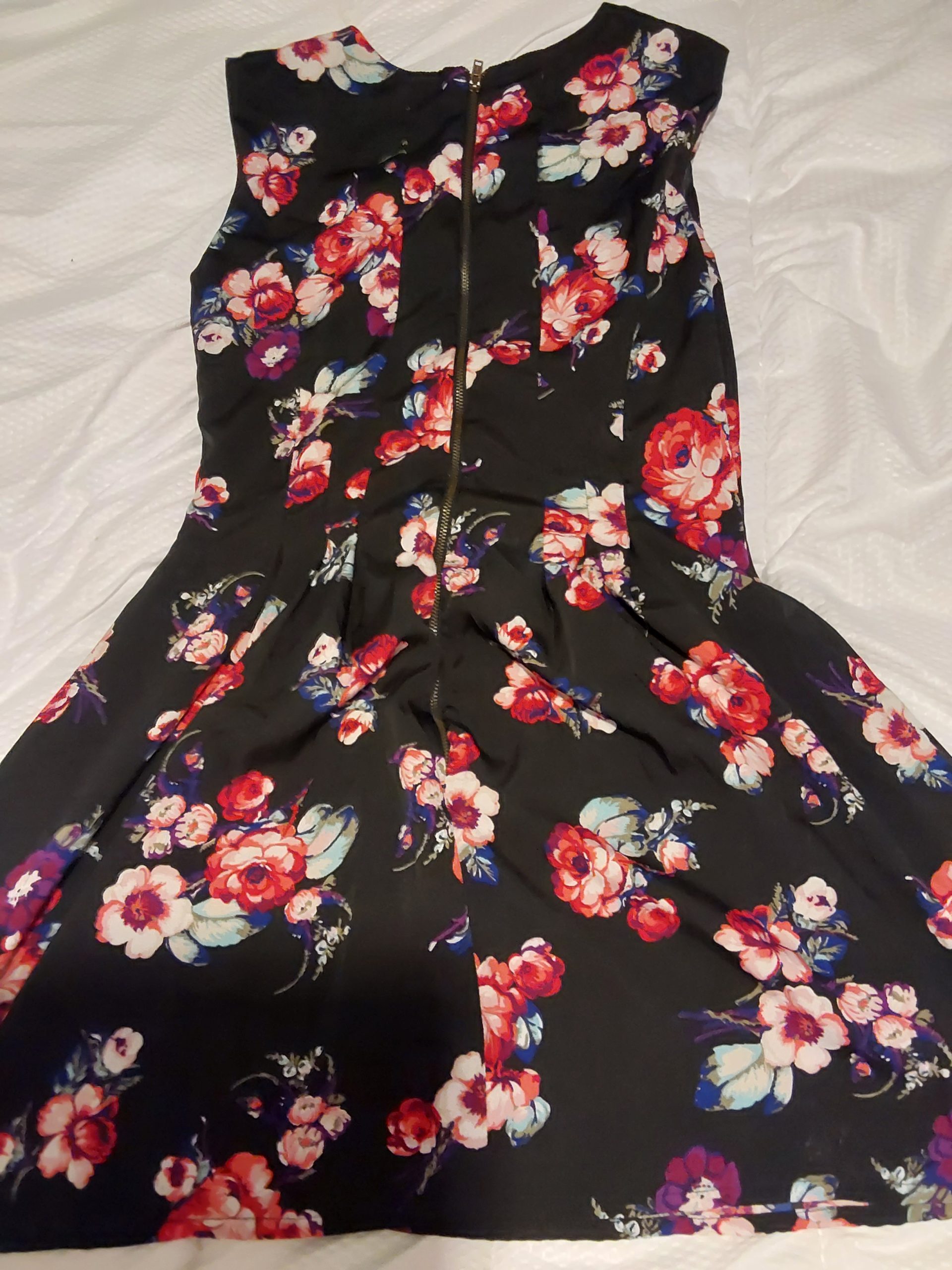 Quiz Black & Multi Floral Print Dress UK Size 8 Y2K Cocktail Party image 4