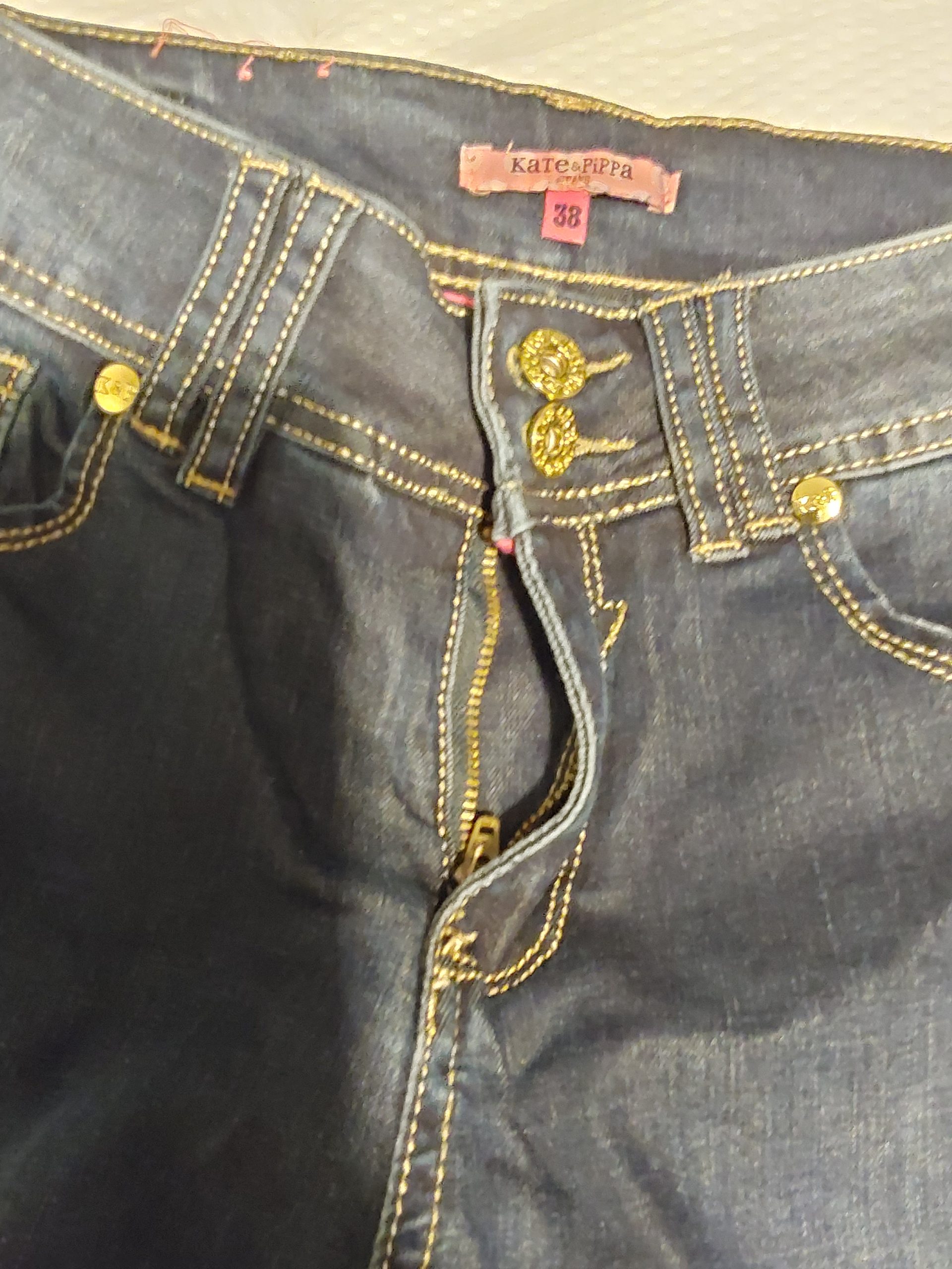 Kate & Pippa Womens Dark Blue Denim Jeans 38 Double Button Closure Zip Up image 3