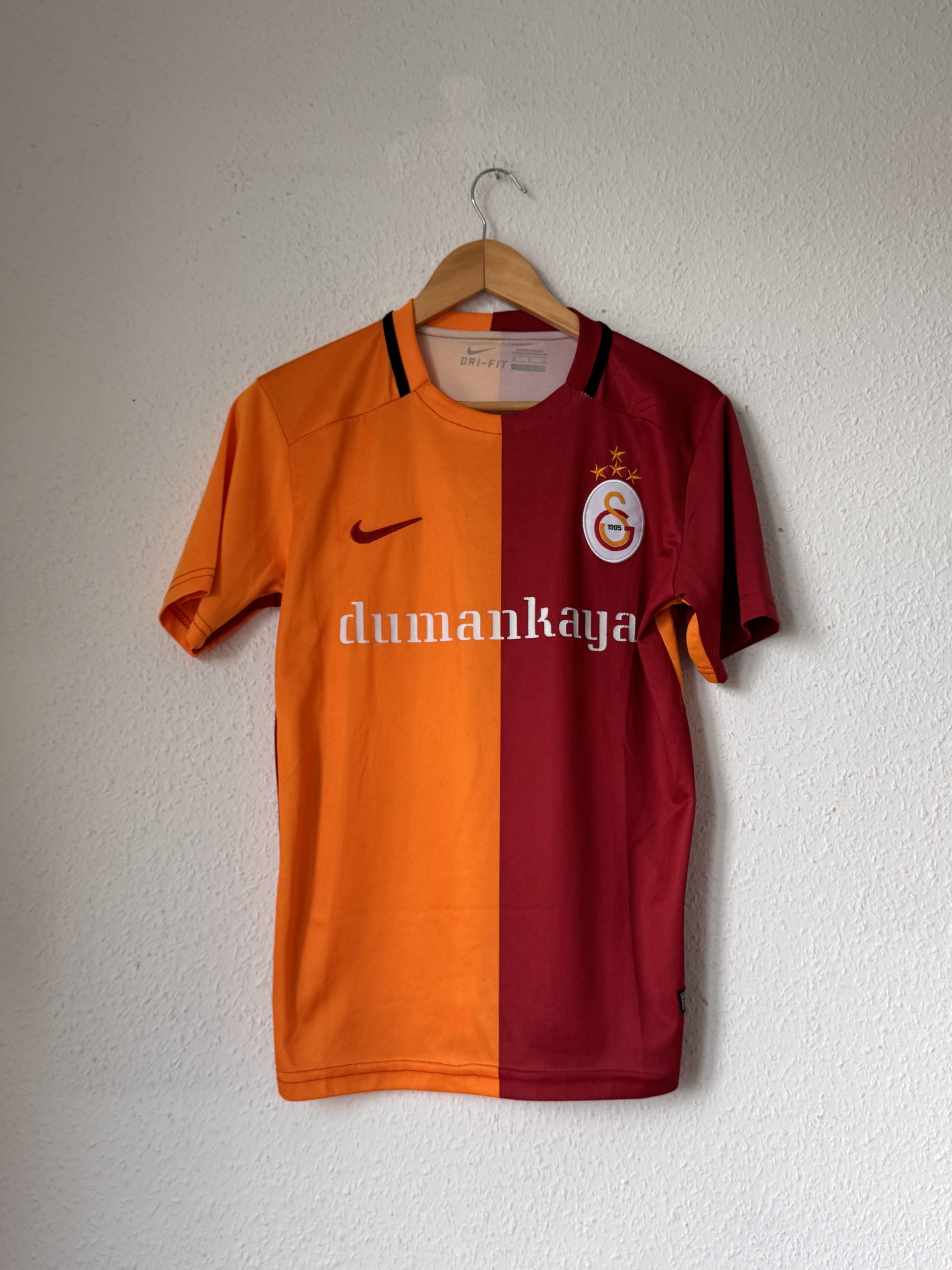 Red & Orange Galatasaray Football Jersey M 3061 image 2