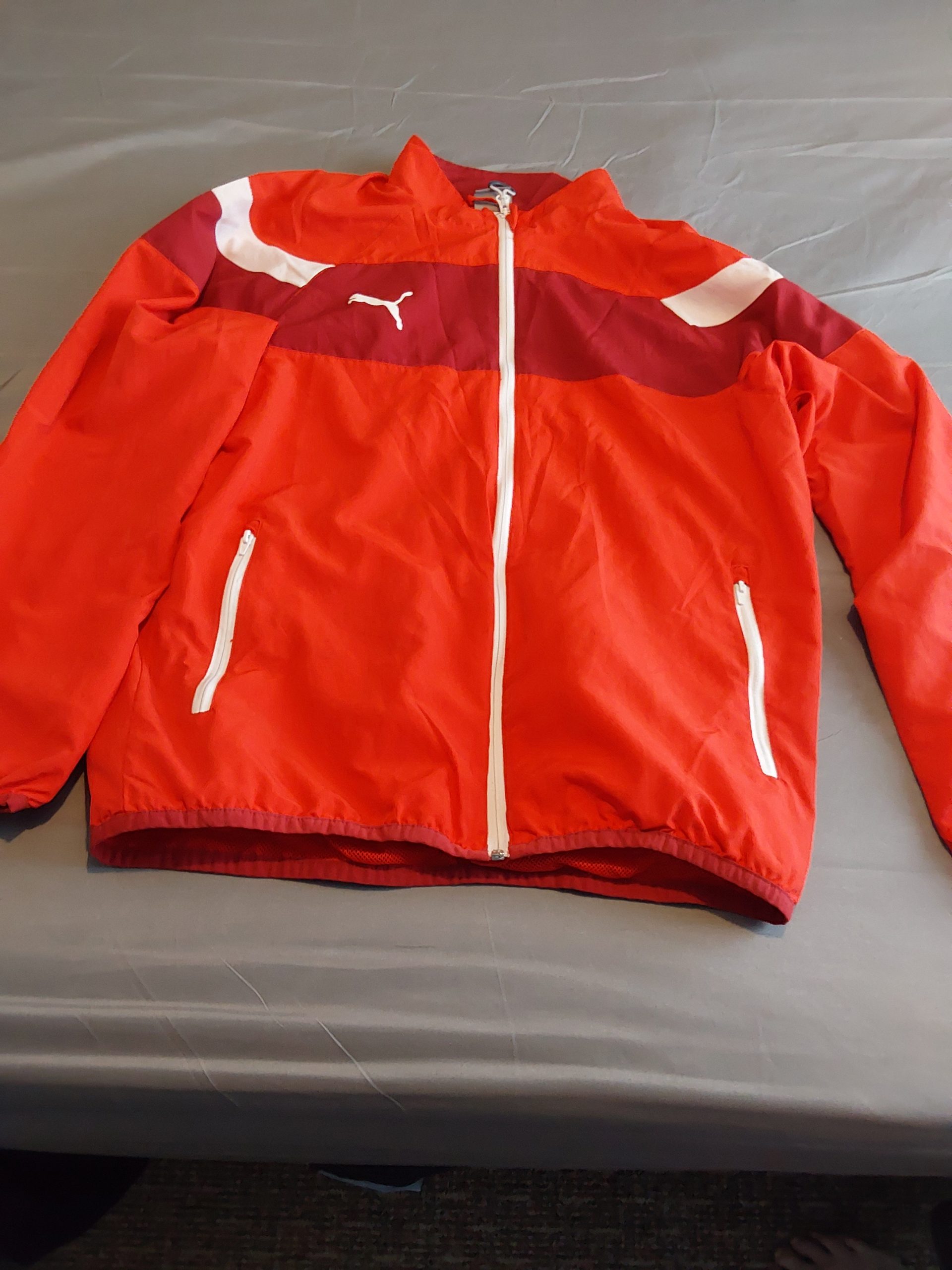 Puma Red & Burgundy Windbreaker Jacket Medium Mens