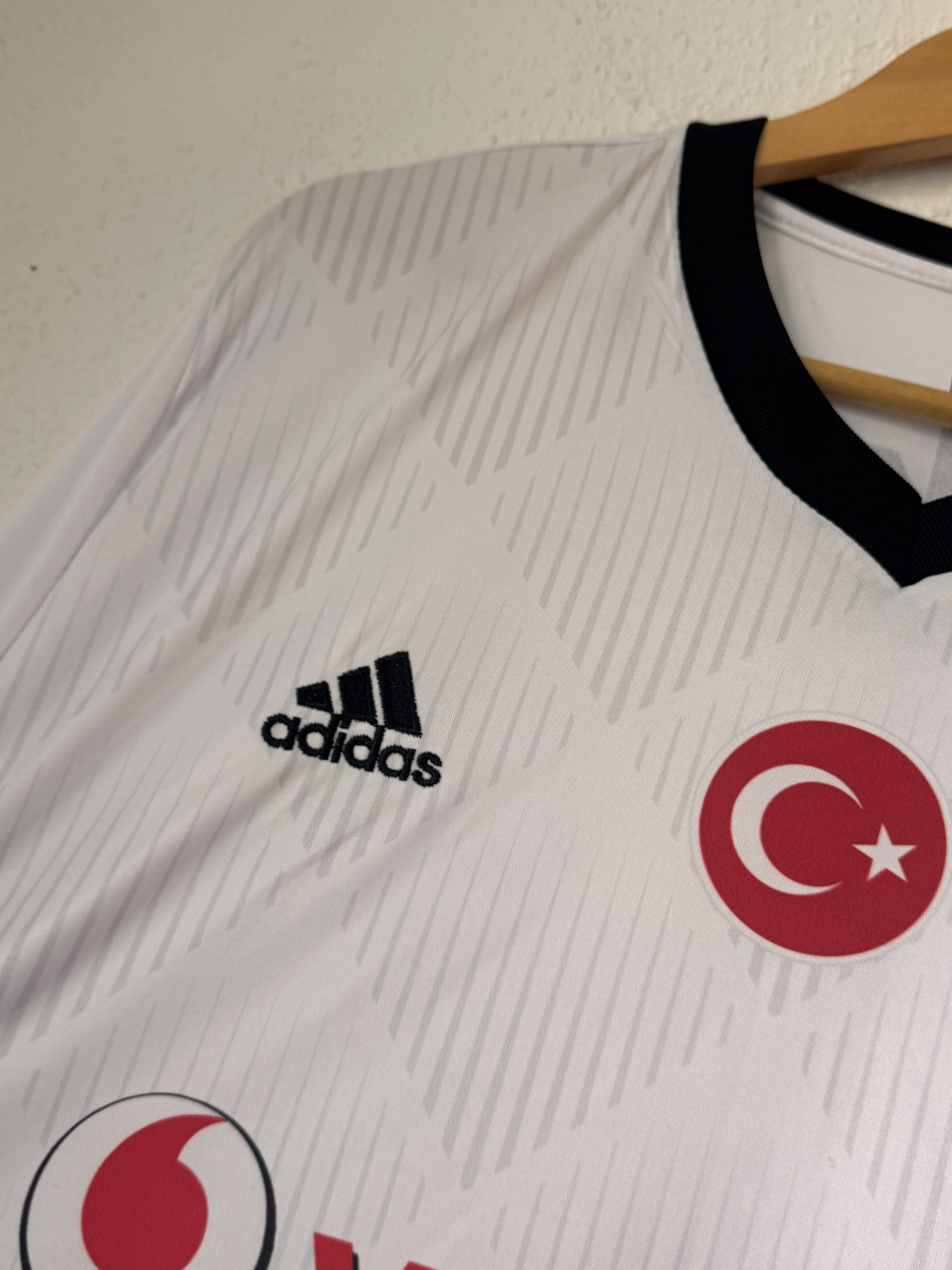 Adidas Men's White & Black Besiktas Football Shirt XL - 3062 image 6